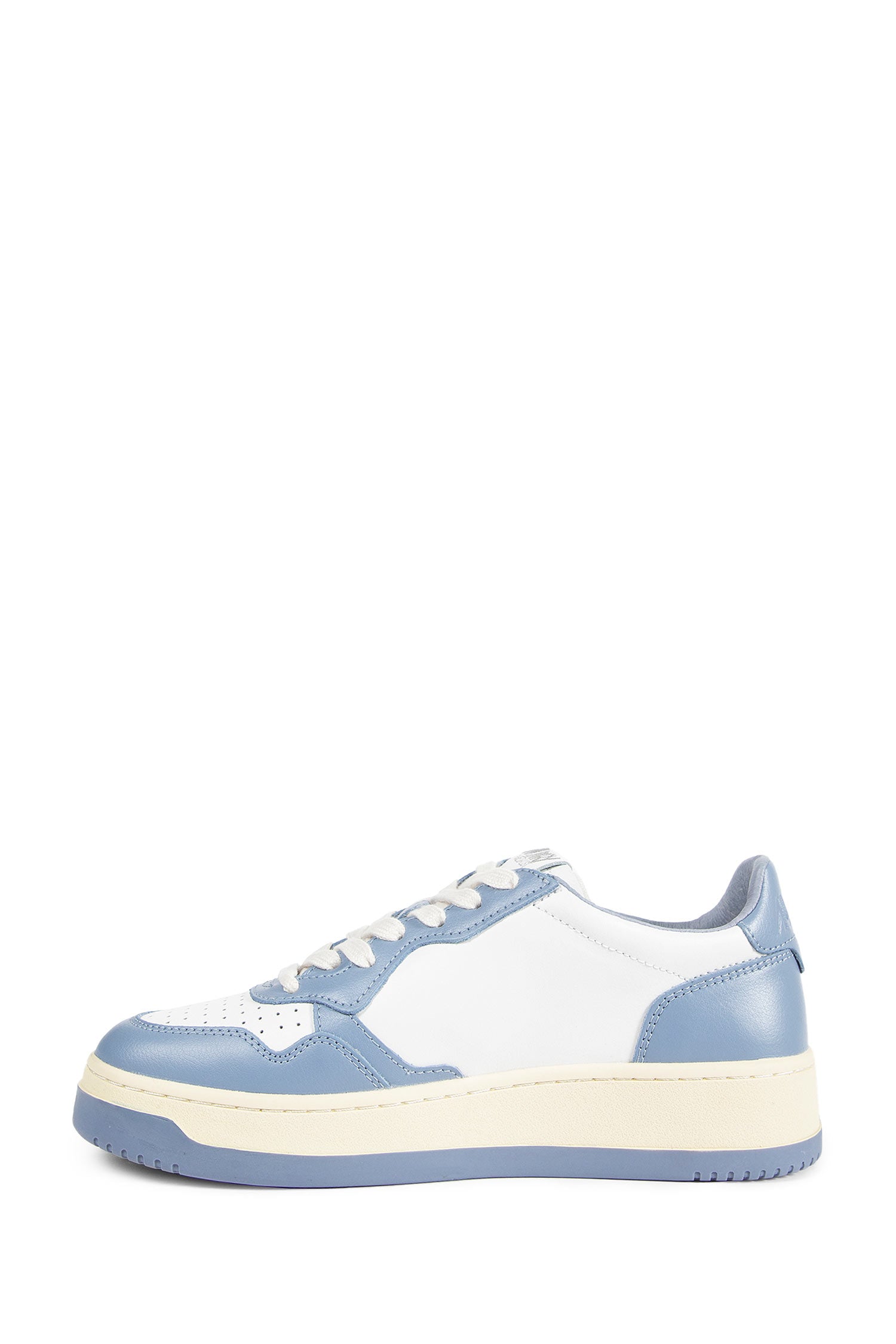Medalist Low Sneakers
