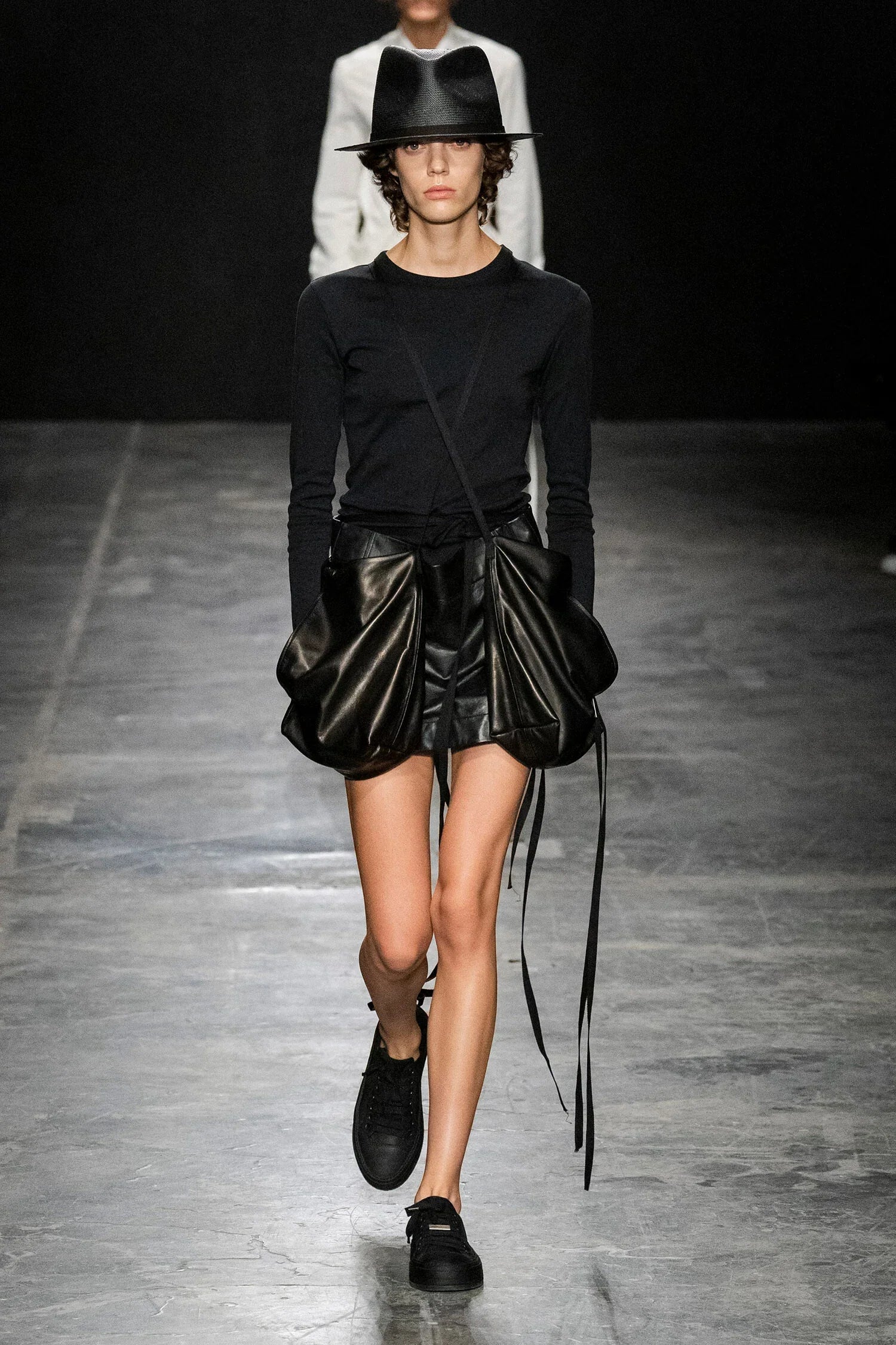 ANN DEMEULEMEESTER MAN BLACK SNEAKERS - Antonioli.eu