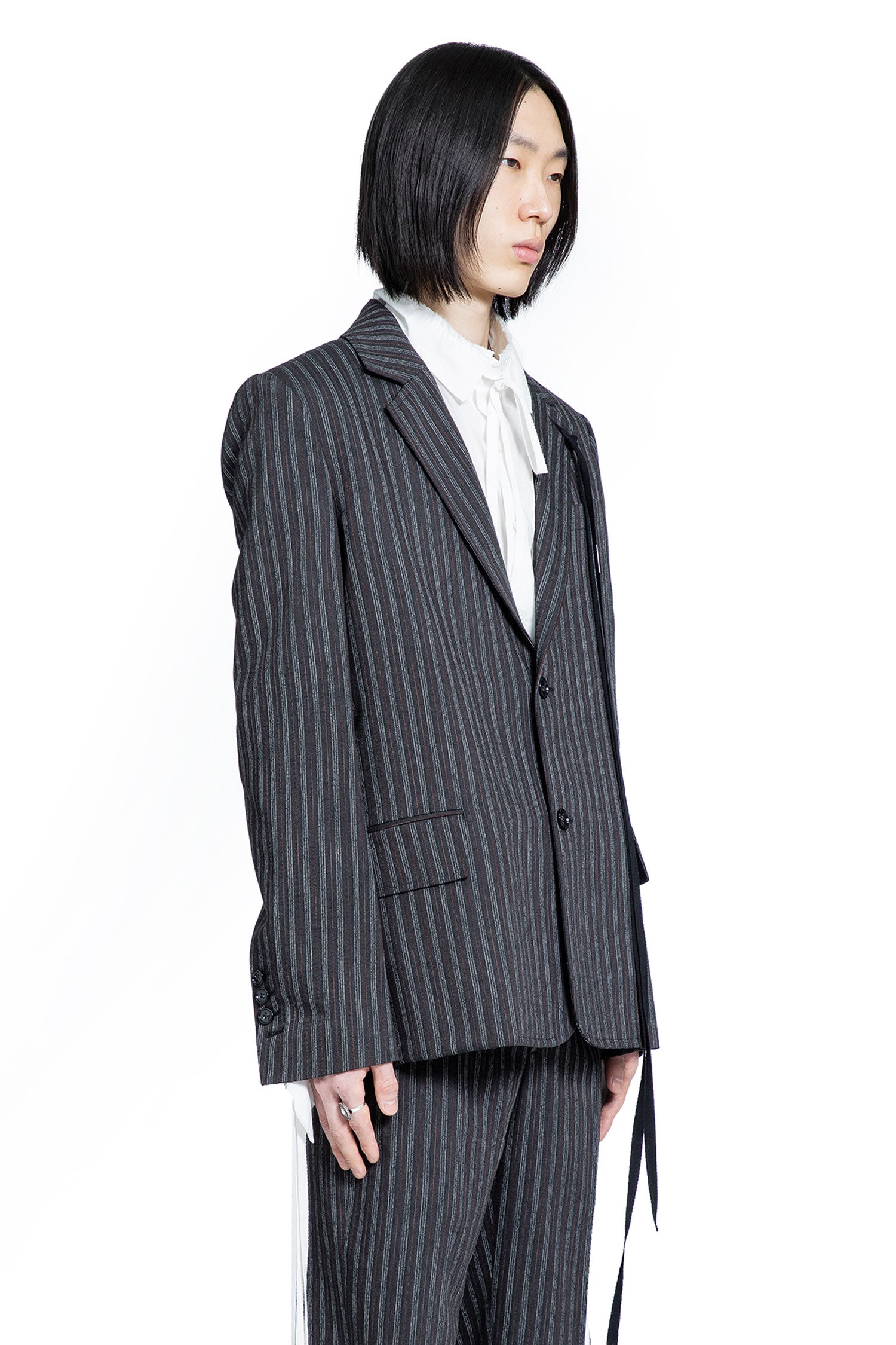 Aksel tailored Blazr in Pistriped visocse