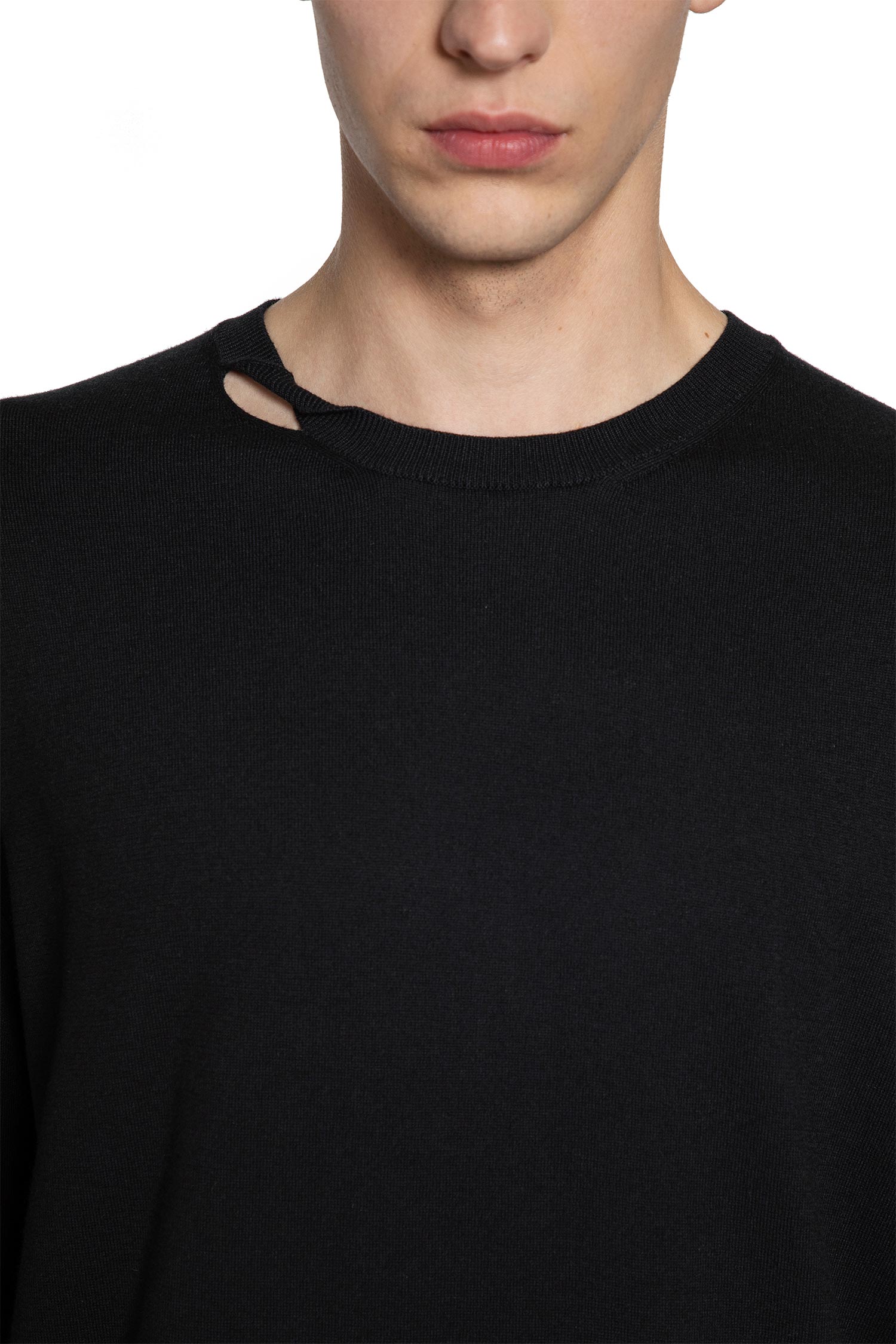 Magnar Sweater