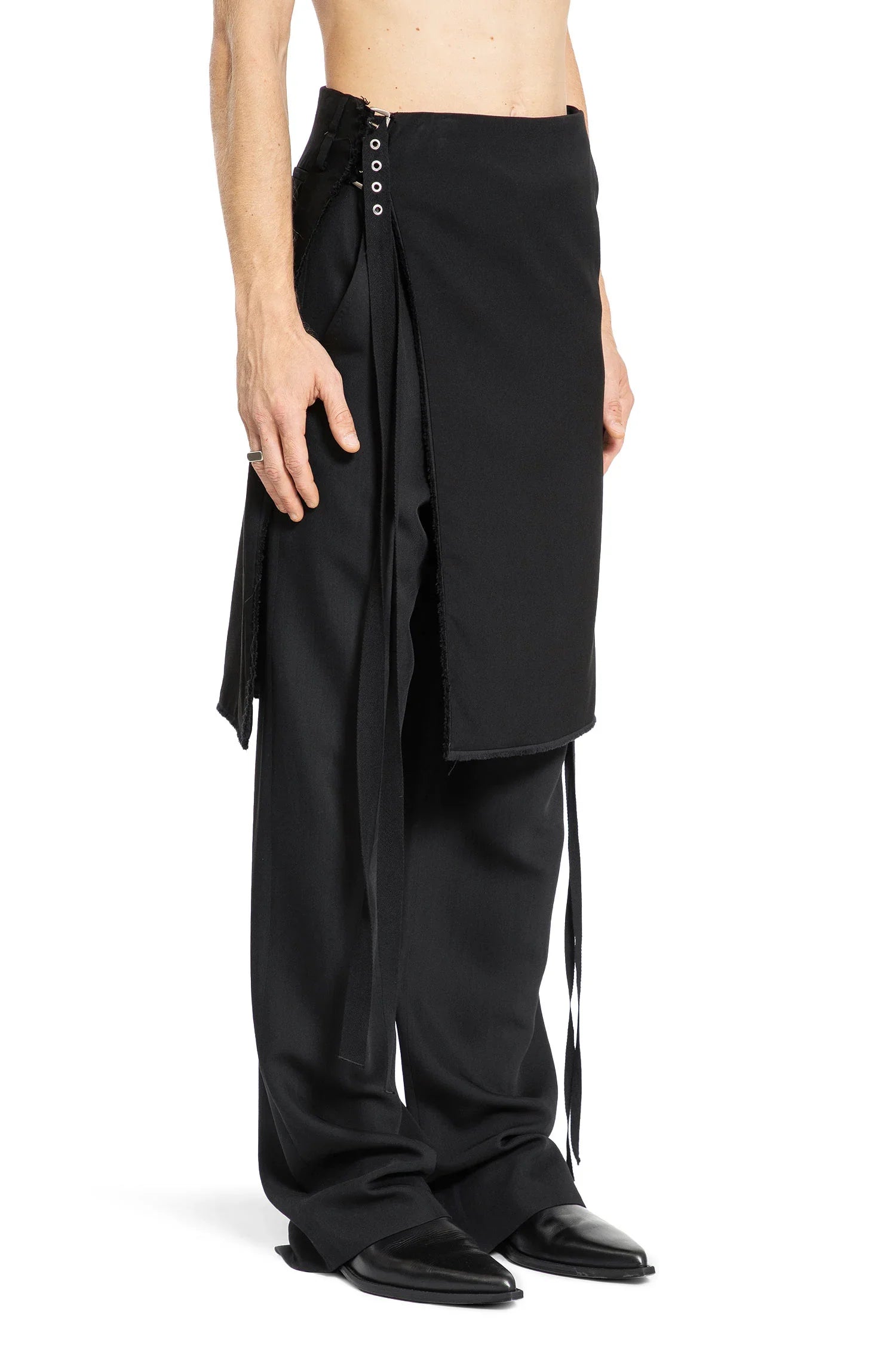 ANN DEMEULEMEESTER MAN BLACK SHORTS & SKIRTS - Antonioli.eu