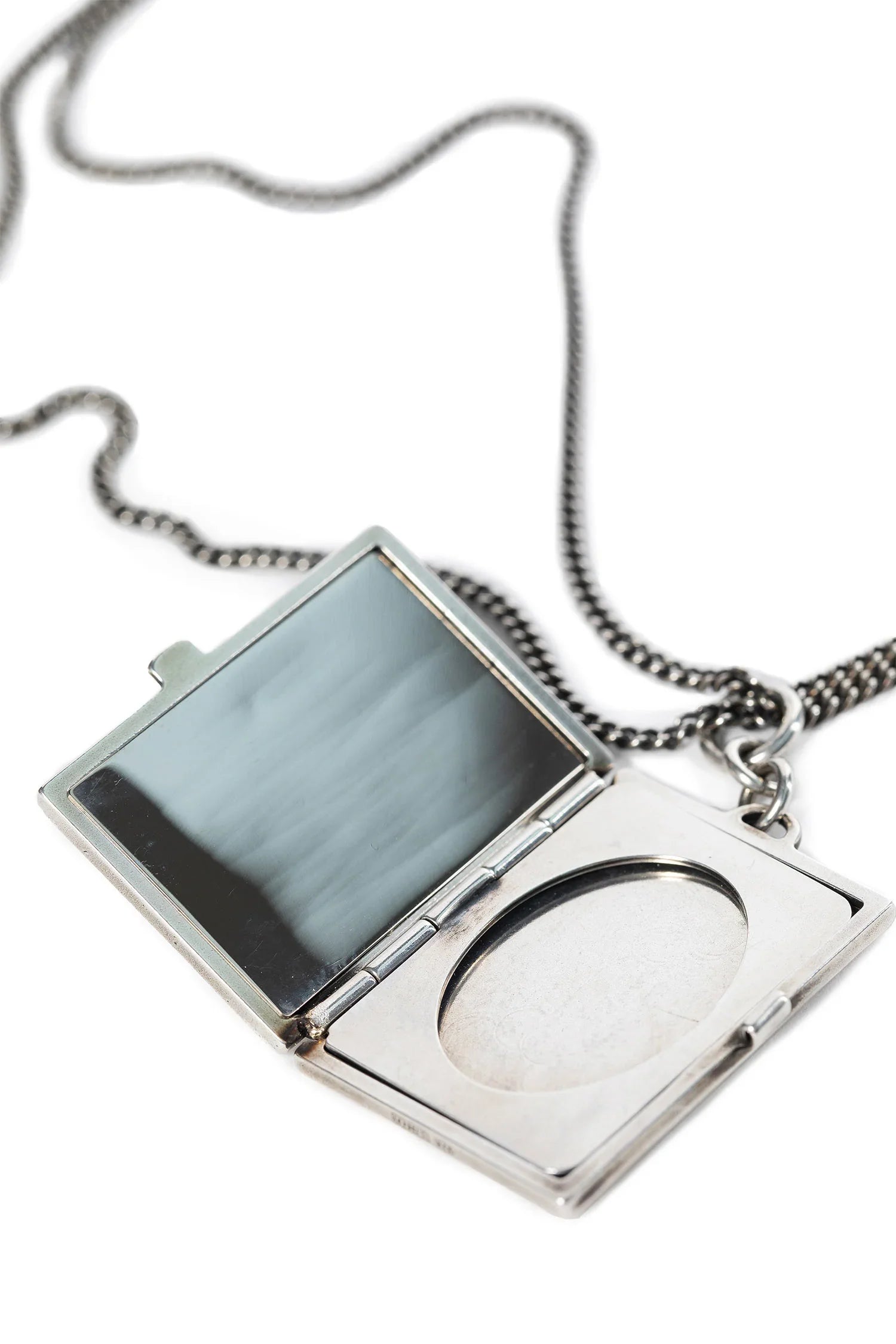 Apo Memory Locket Necklace - Antonioli.eu