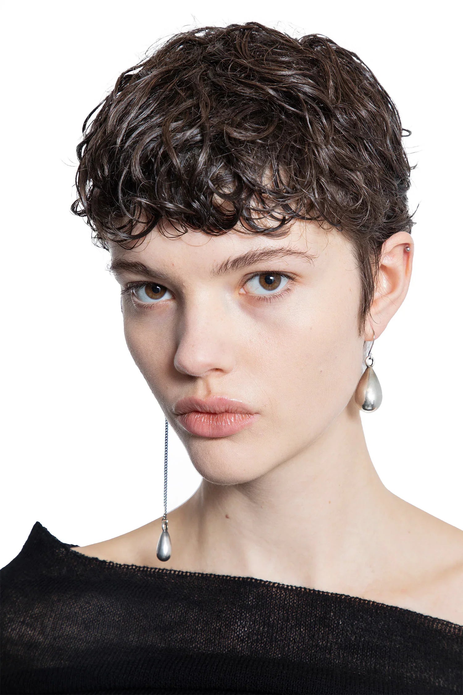 Judith Pearl and Chain Earrings - Antonioli.eu