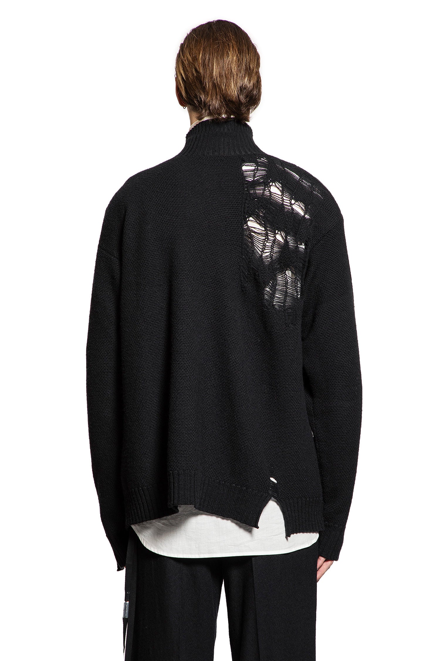 Natan Destroyed Seed Stitch Turtleneck Sweater