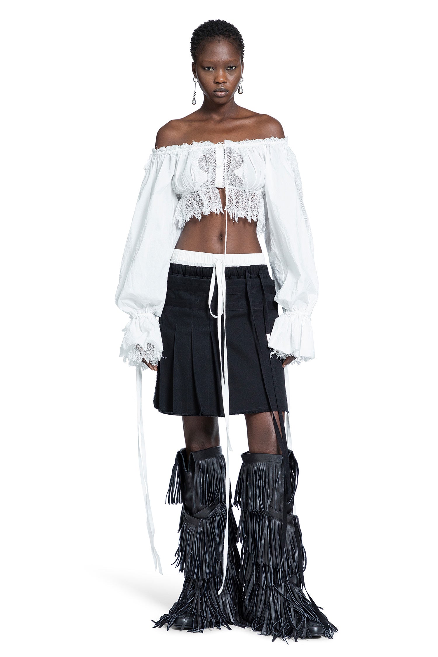 Jorunn Crop Top With Distressed Lace Details