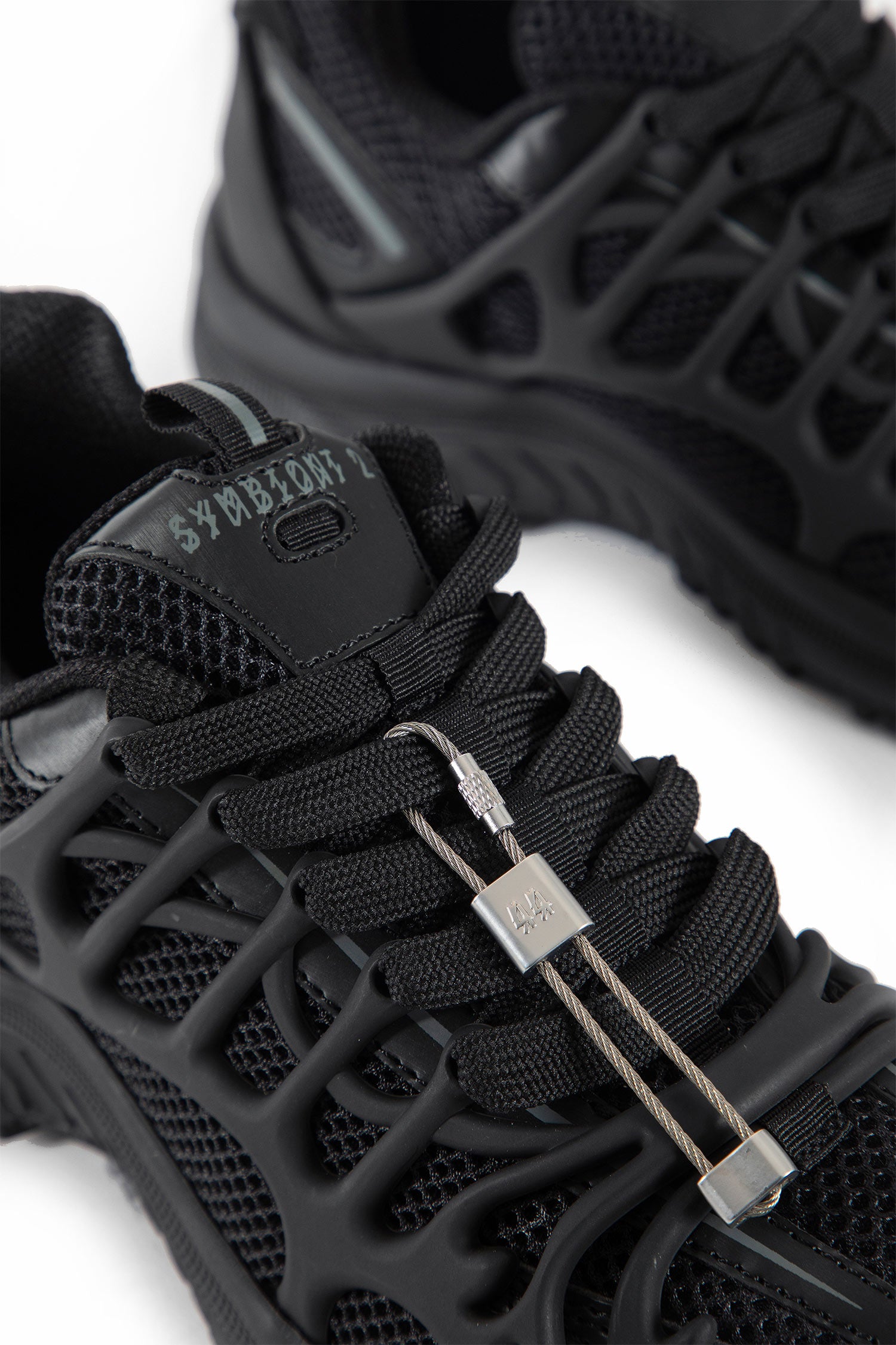 Symbiont 3.0 Sneakers