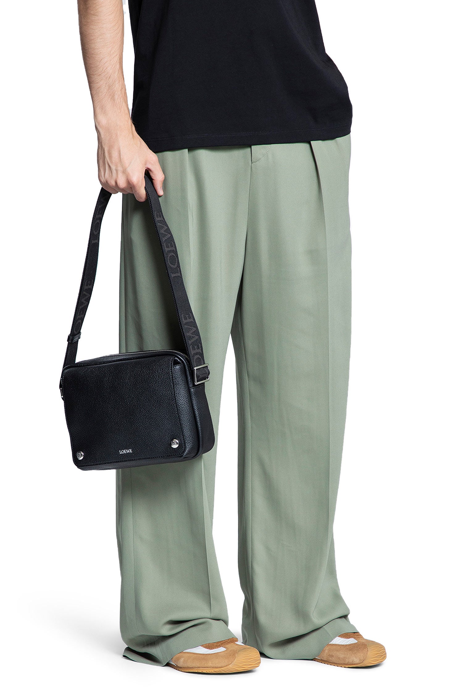 XS Pebble Messenger Bag - Antonioli.eu