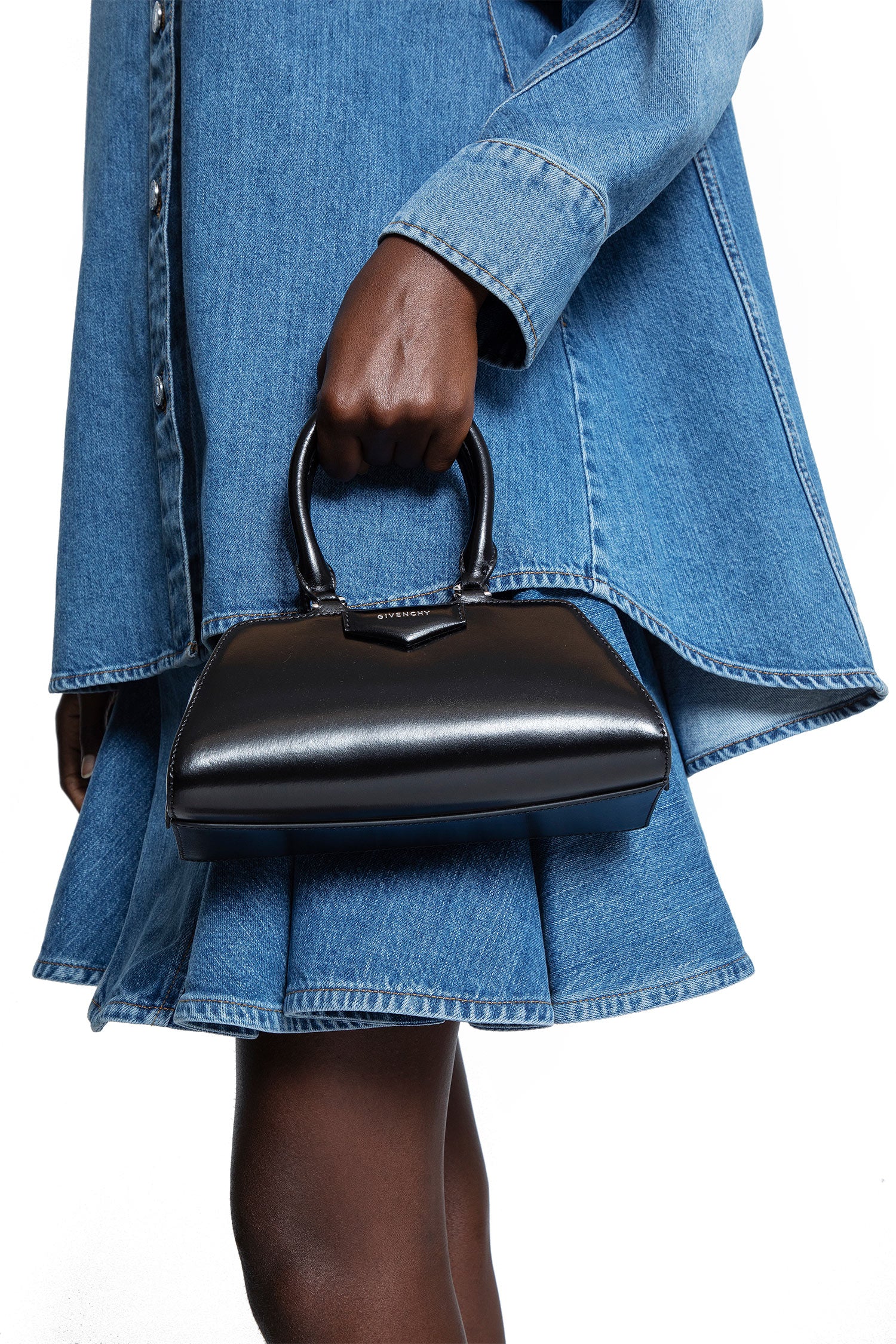 Small Antigona East-West Bag in Box Leather
