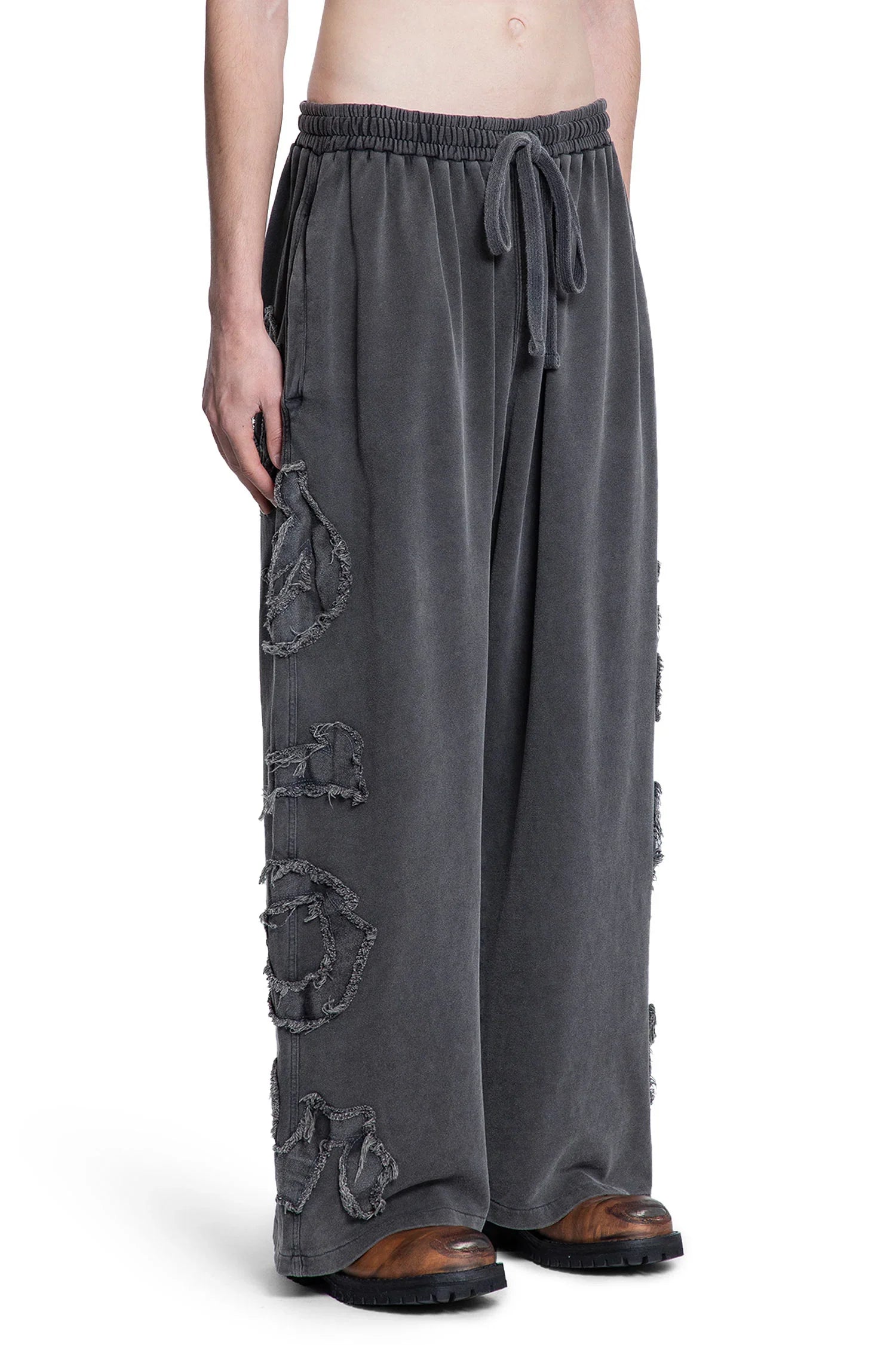 Garment Dyed Goth Logo Sweatpants - Antonioli.eu