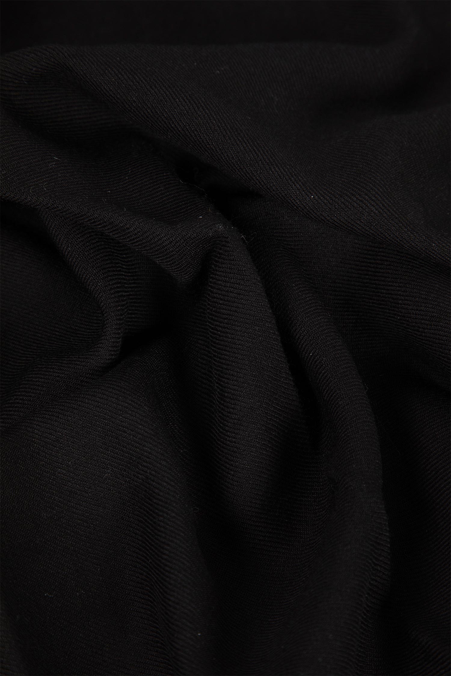 DESTIN MAN BLACK SCARVES