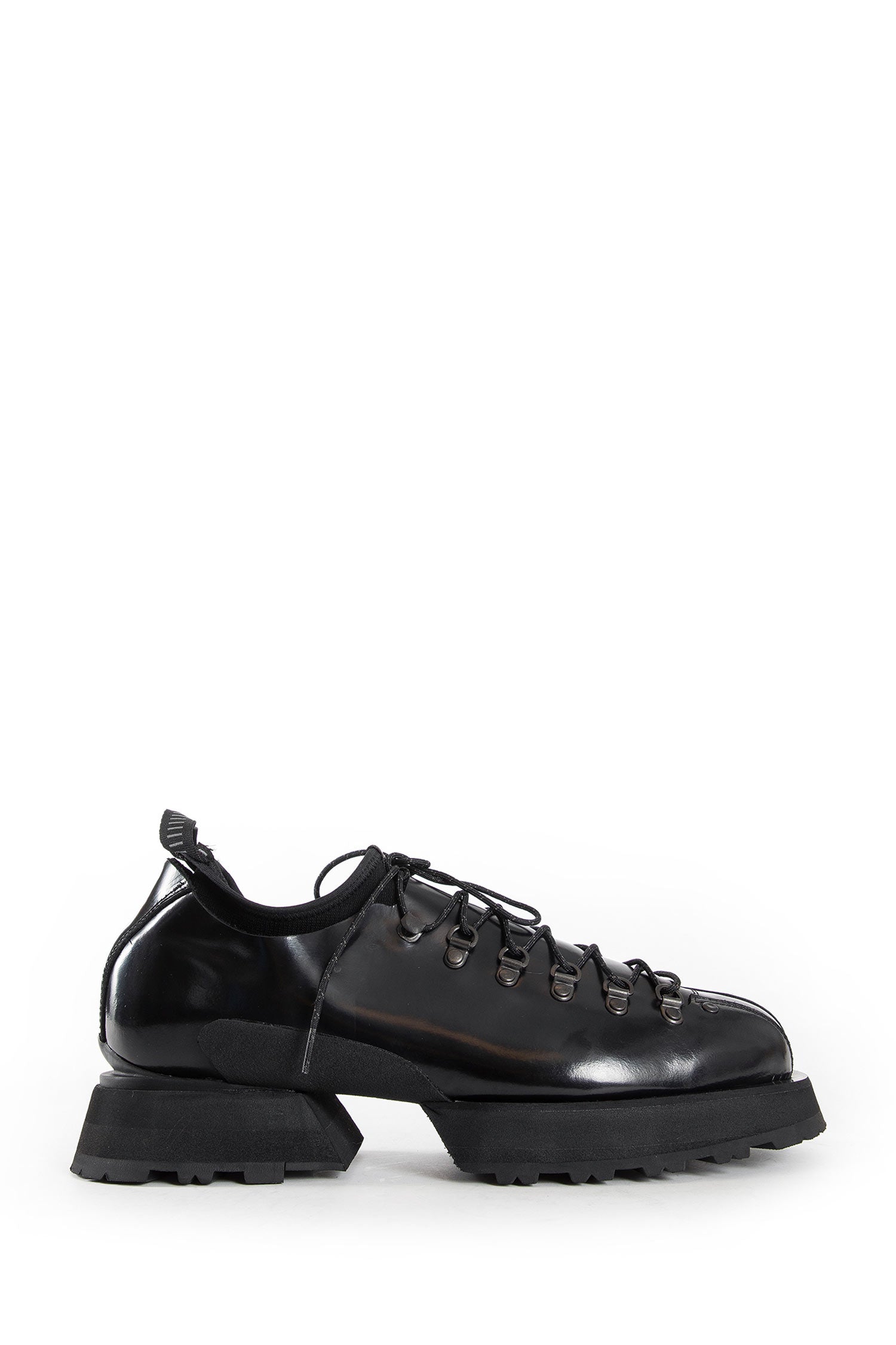Buteo Low-Top Boots