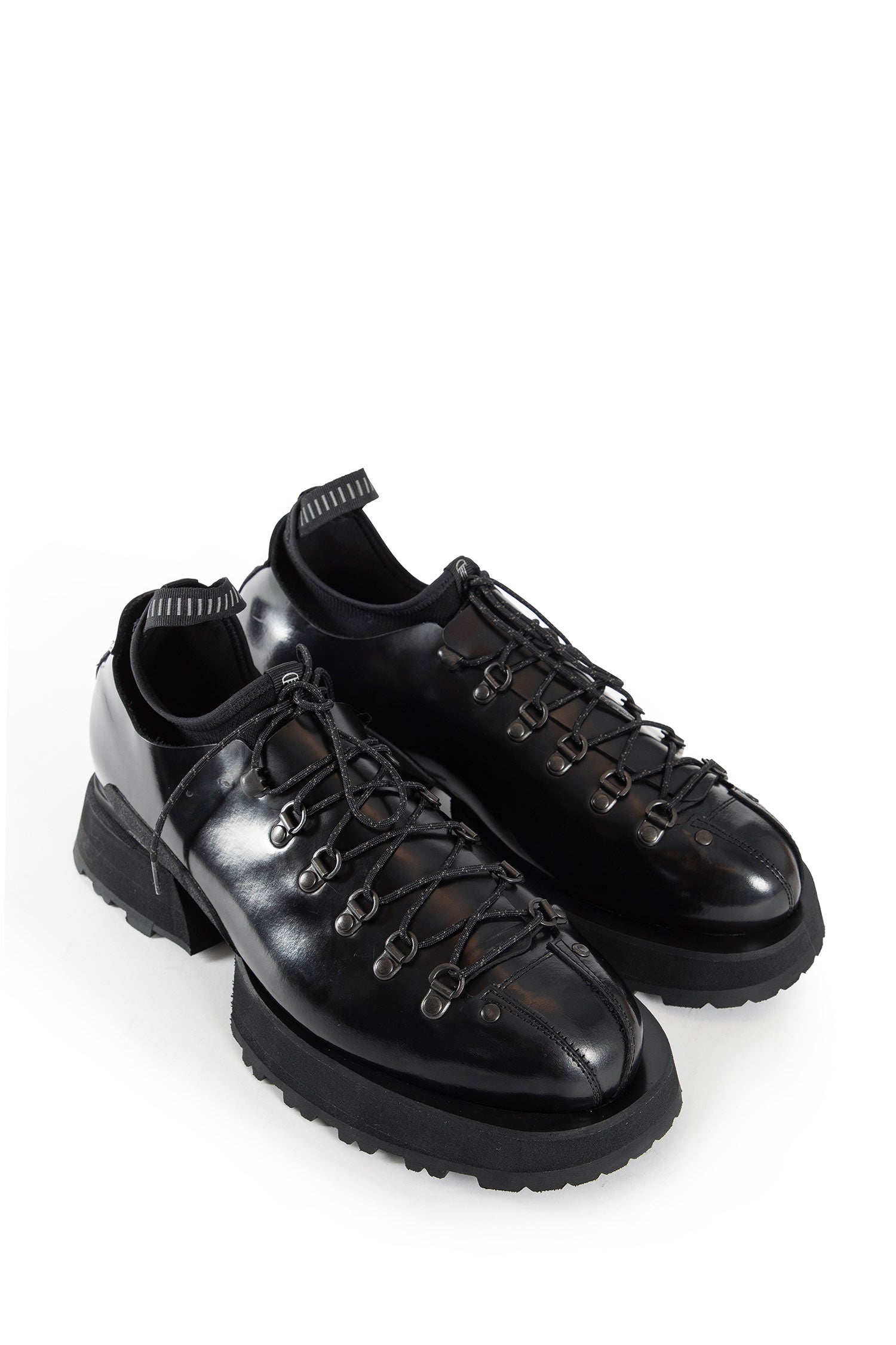 Buteo Low-Top Boots