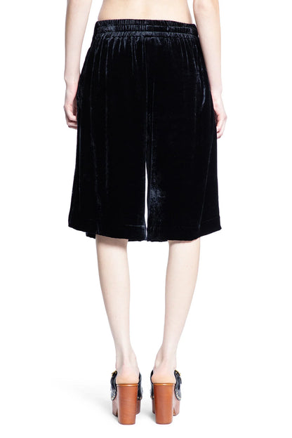 Fluid Bermuda Shorts in Liquid Velvet - Antonioli.eu