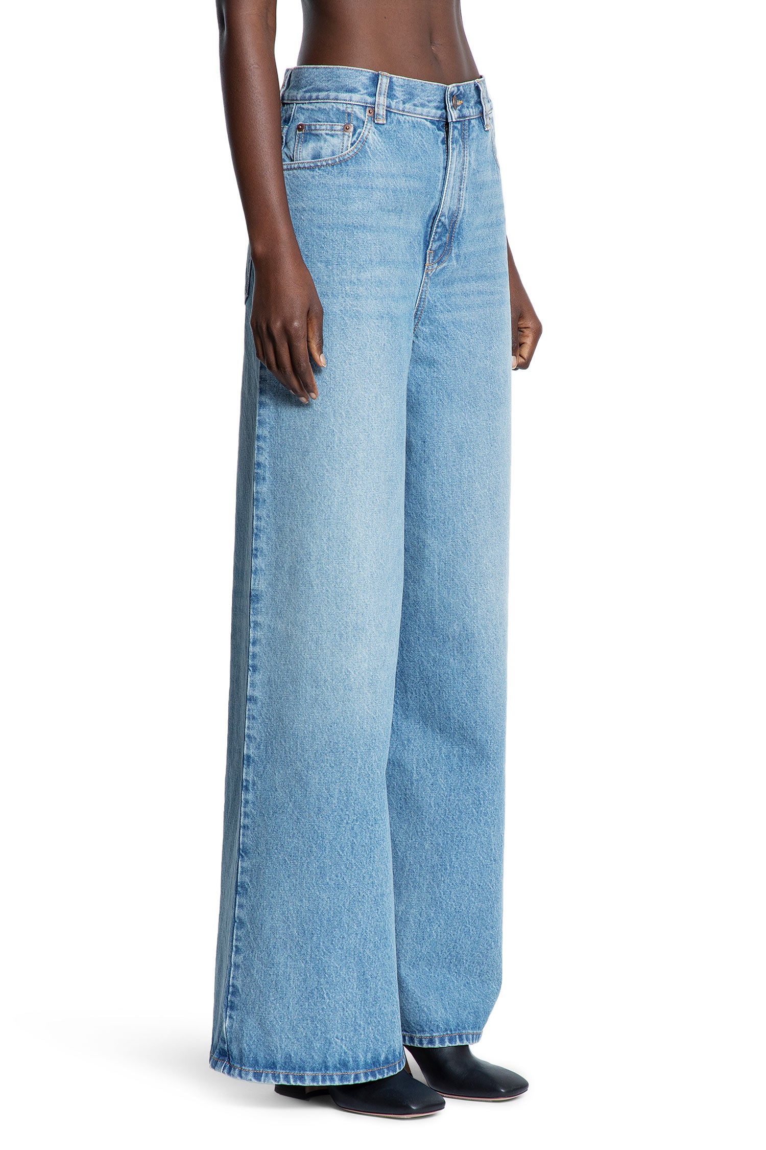 High-Rise Wide-Leg Jeans in Light Wash Denim - Antonioli.eu