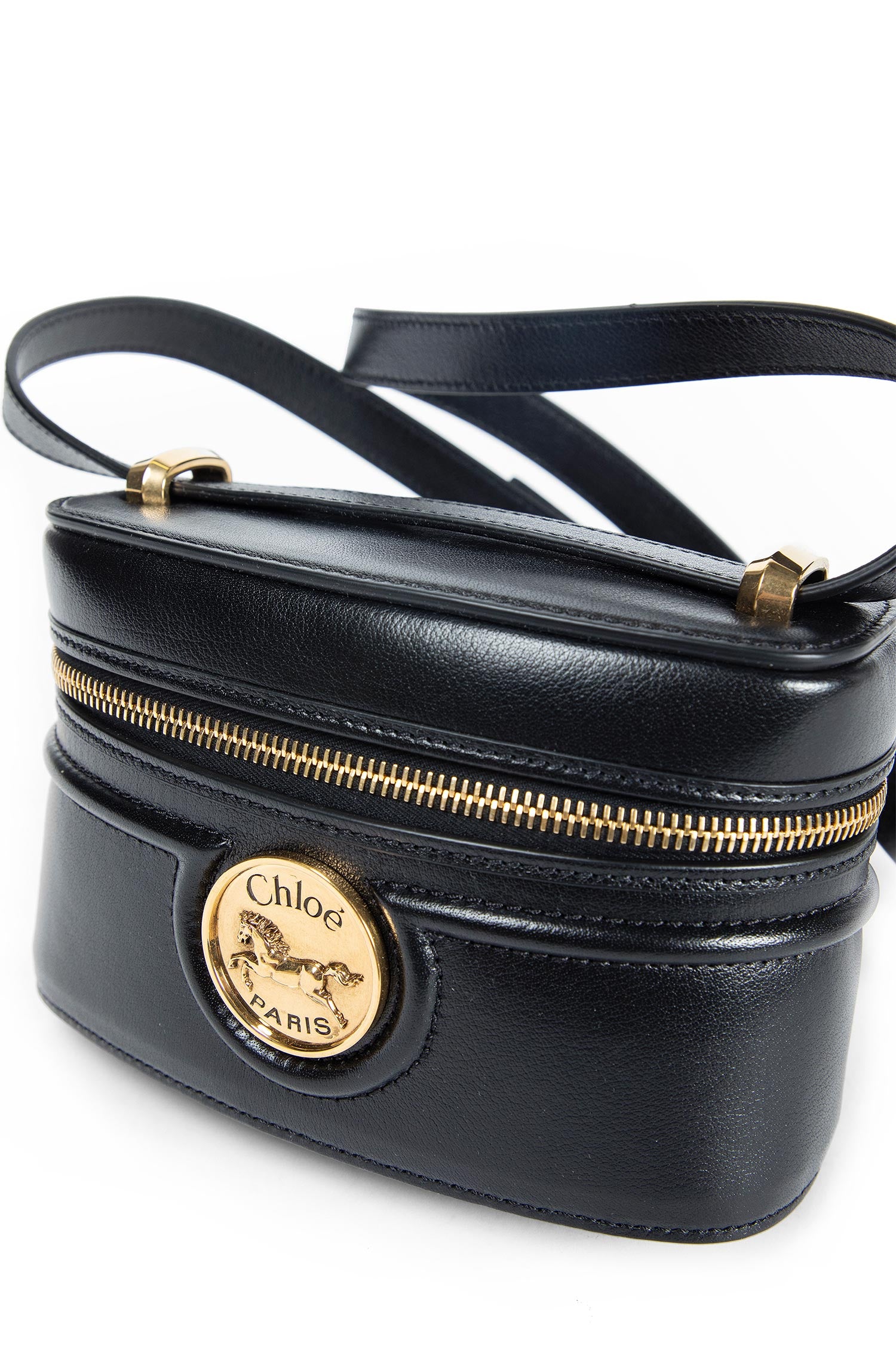 CHLOÉ WOMAN BLACK SHOULDER BAGS