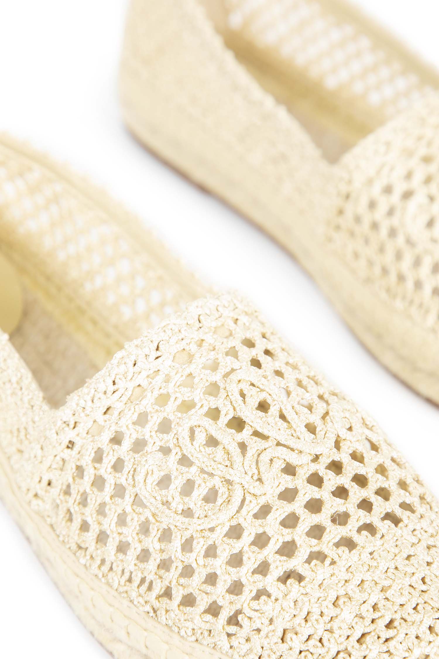CHLOÉ WOMAN BEIGE FLATS