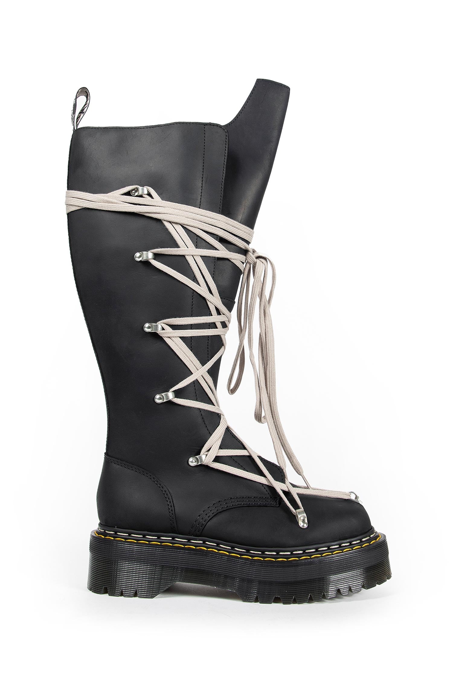 Dr. Martens Quad Sole Pentalace Boots