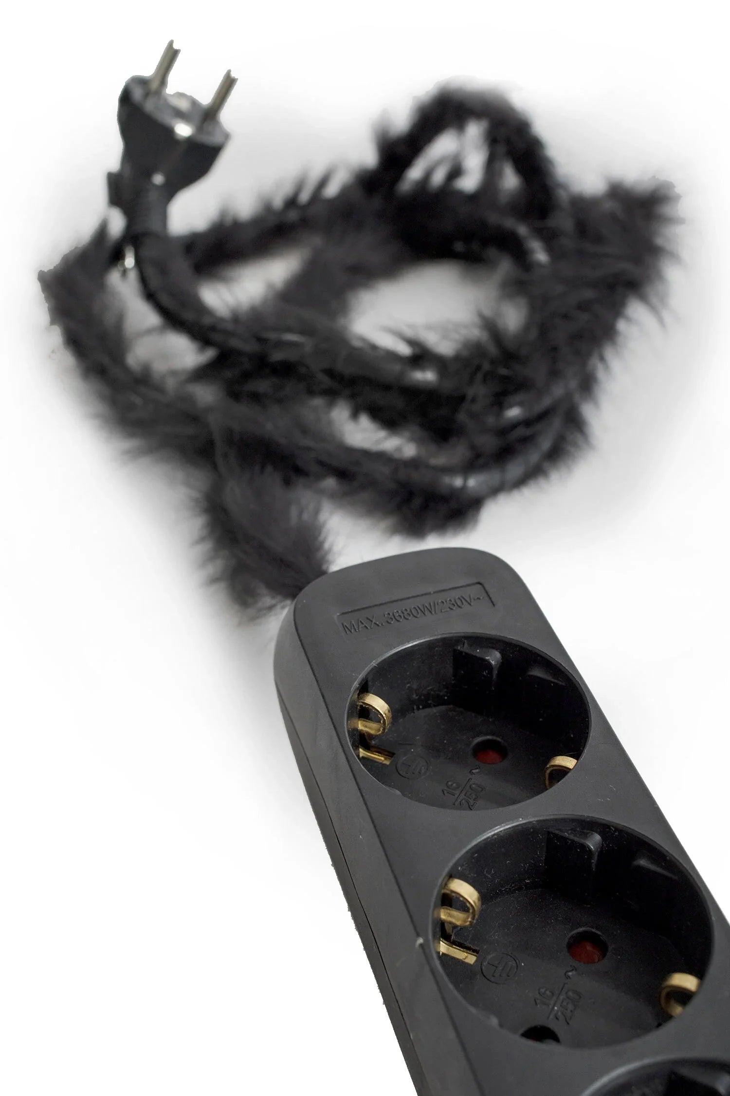 N.26 Furry Cable Multiplug - Antonioli.eu