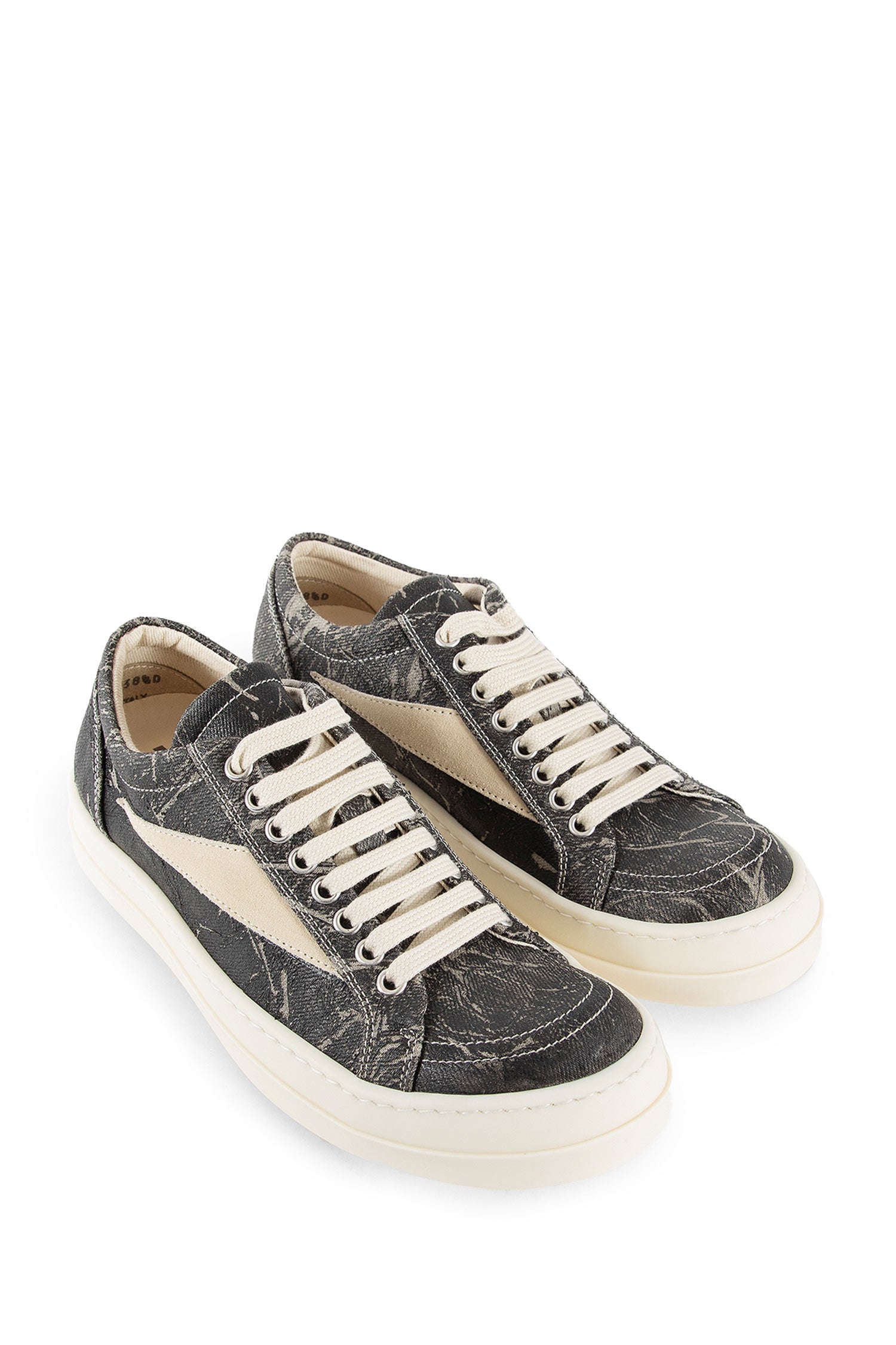 Concordians Vintage Sneaks