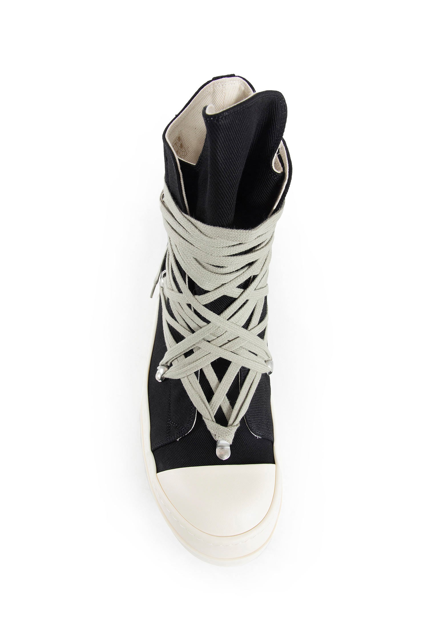 Concordians Megalace Sneaks