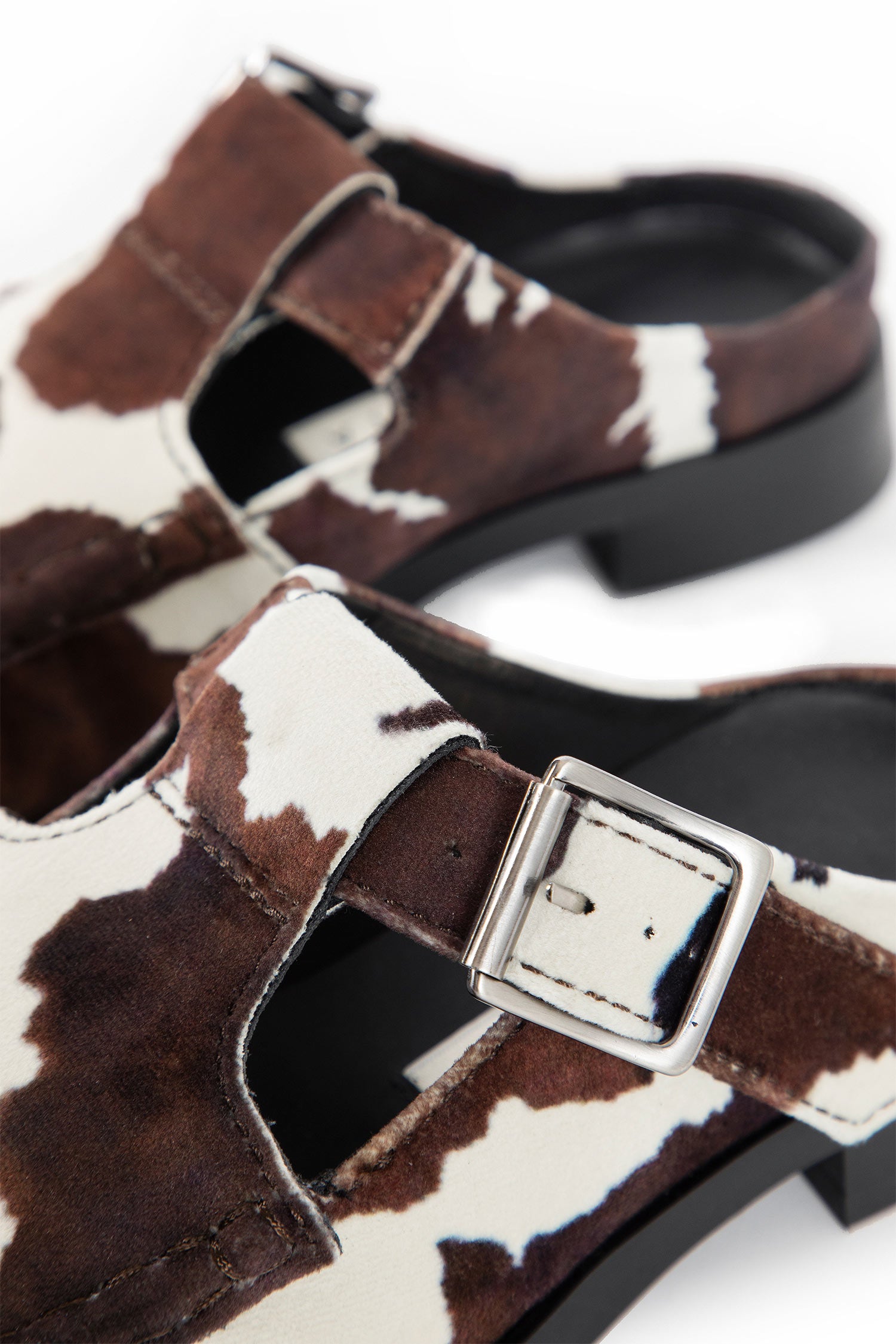Gianna Cow Buckled Mules - Antonioli.eu
