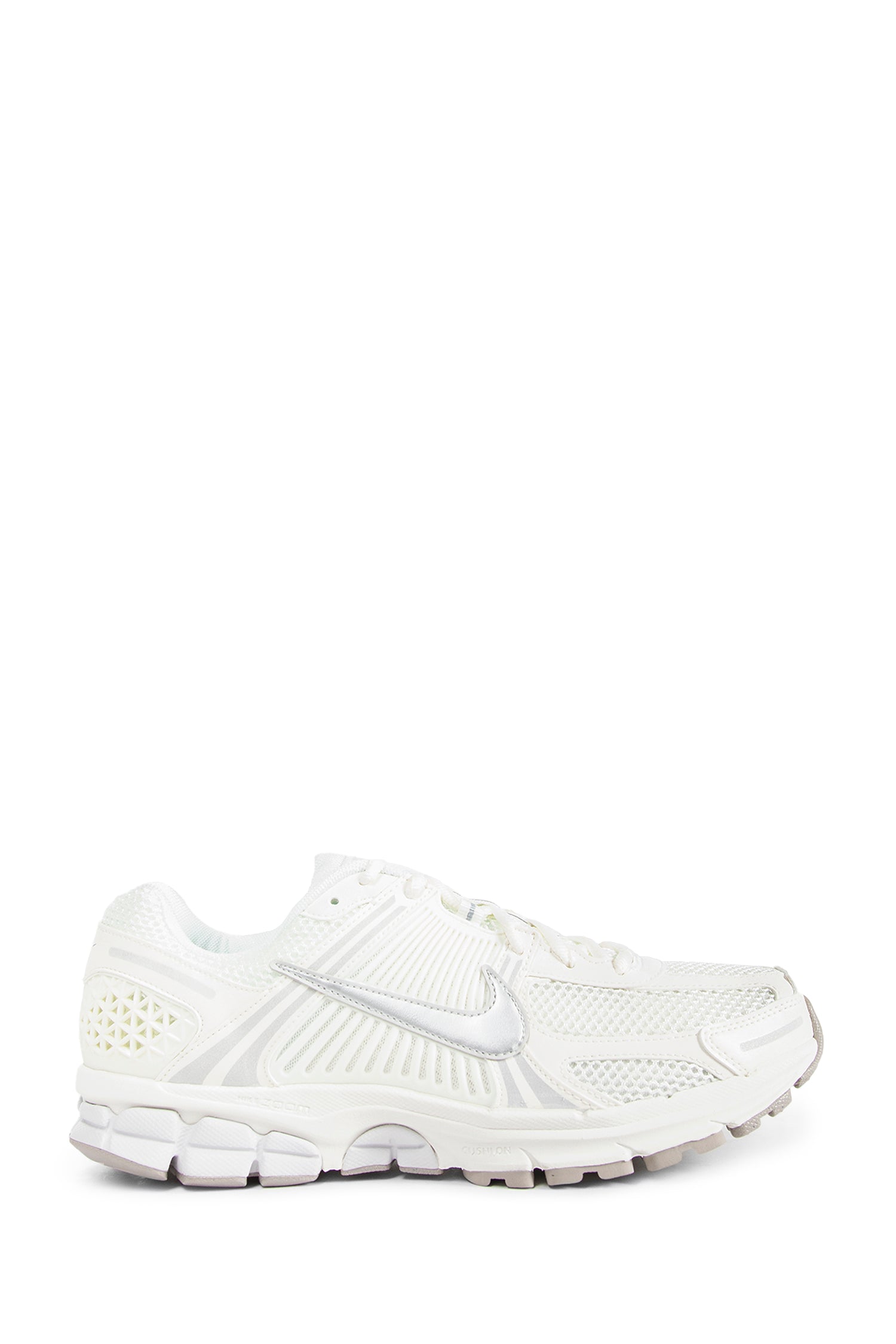 NIKE UNISEX WHITE SNEAKERS