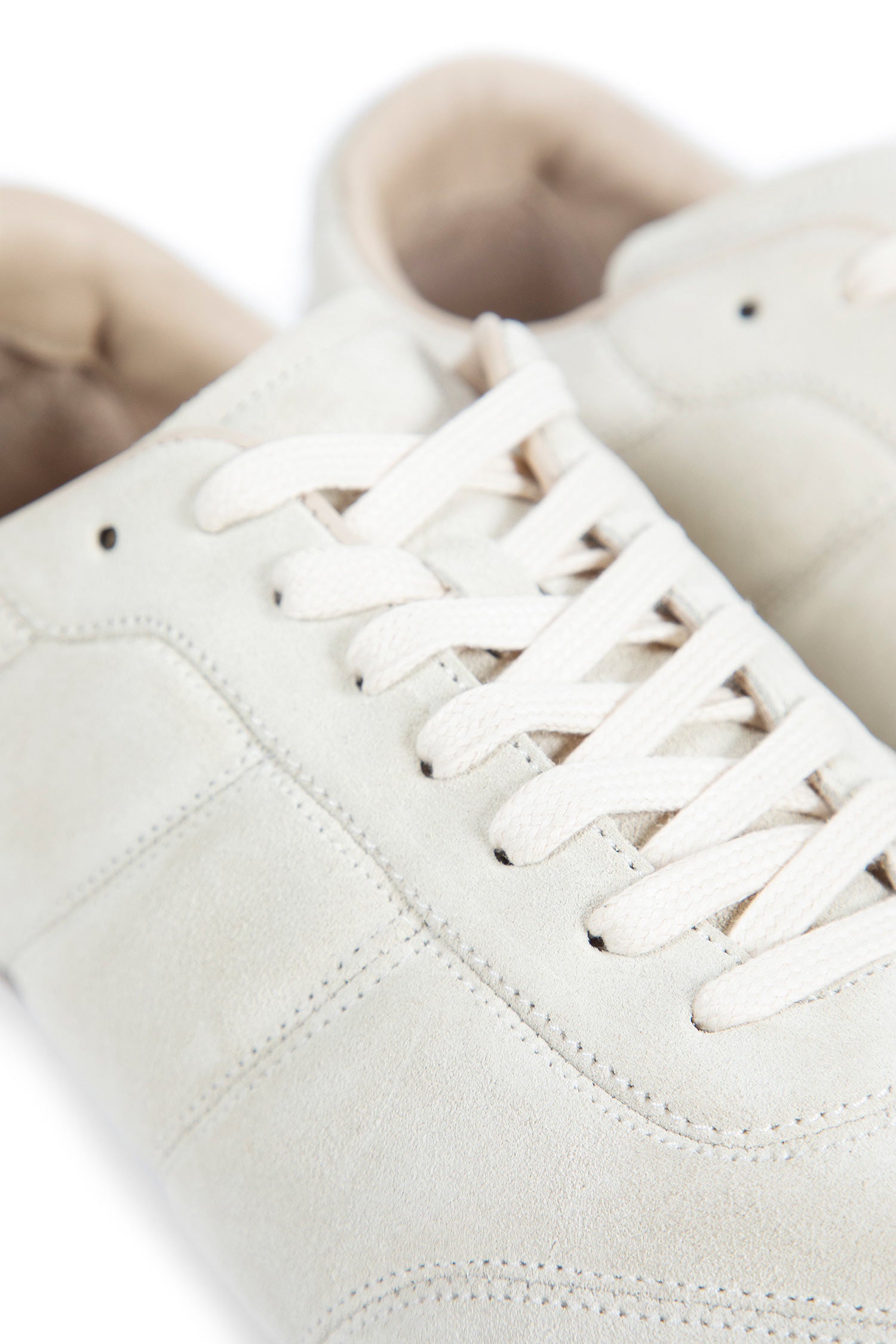 Soft Runner Sneakers