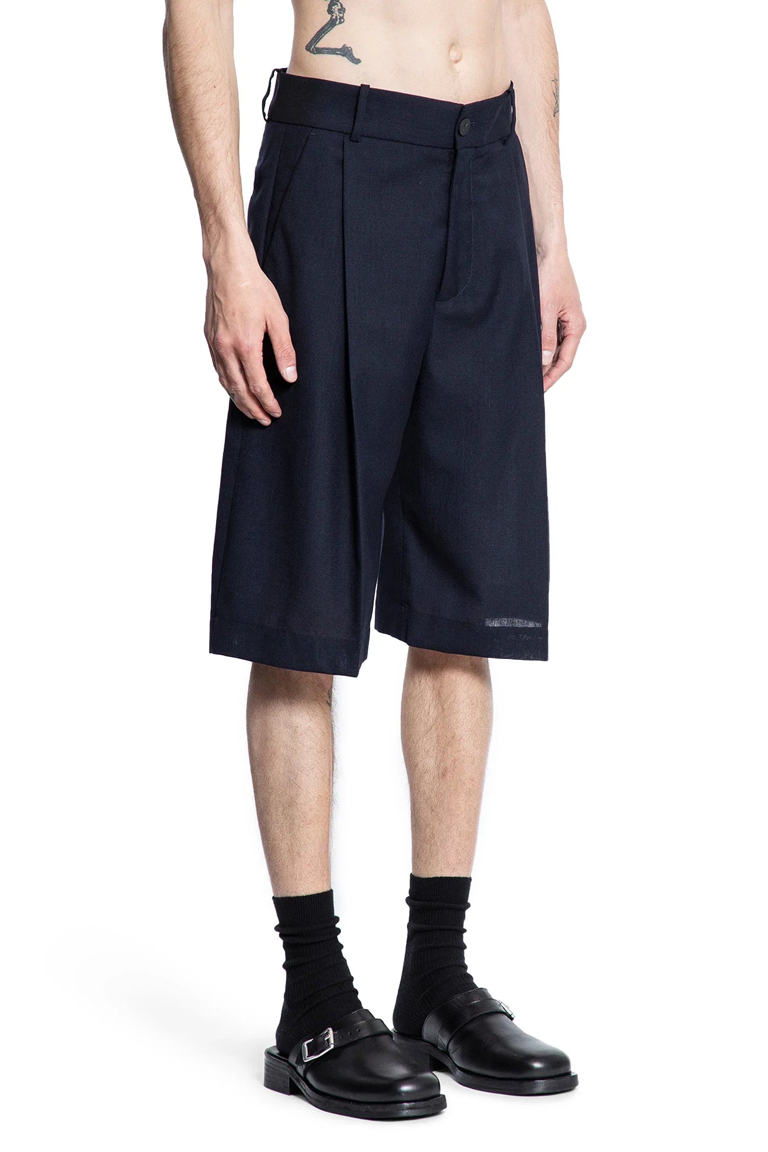Knee Length Tailored Shorts - Antonioli.eu