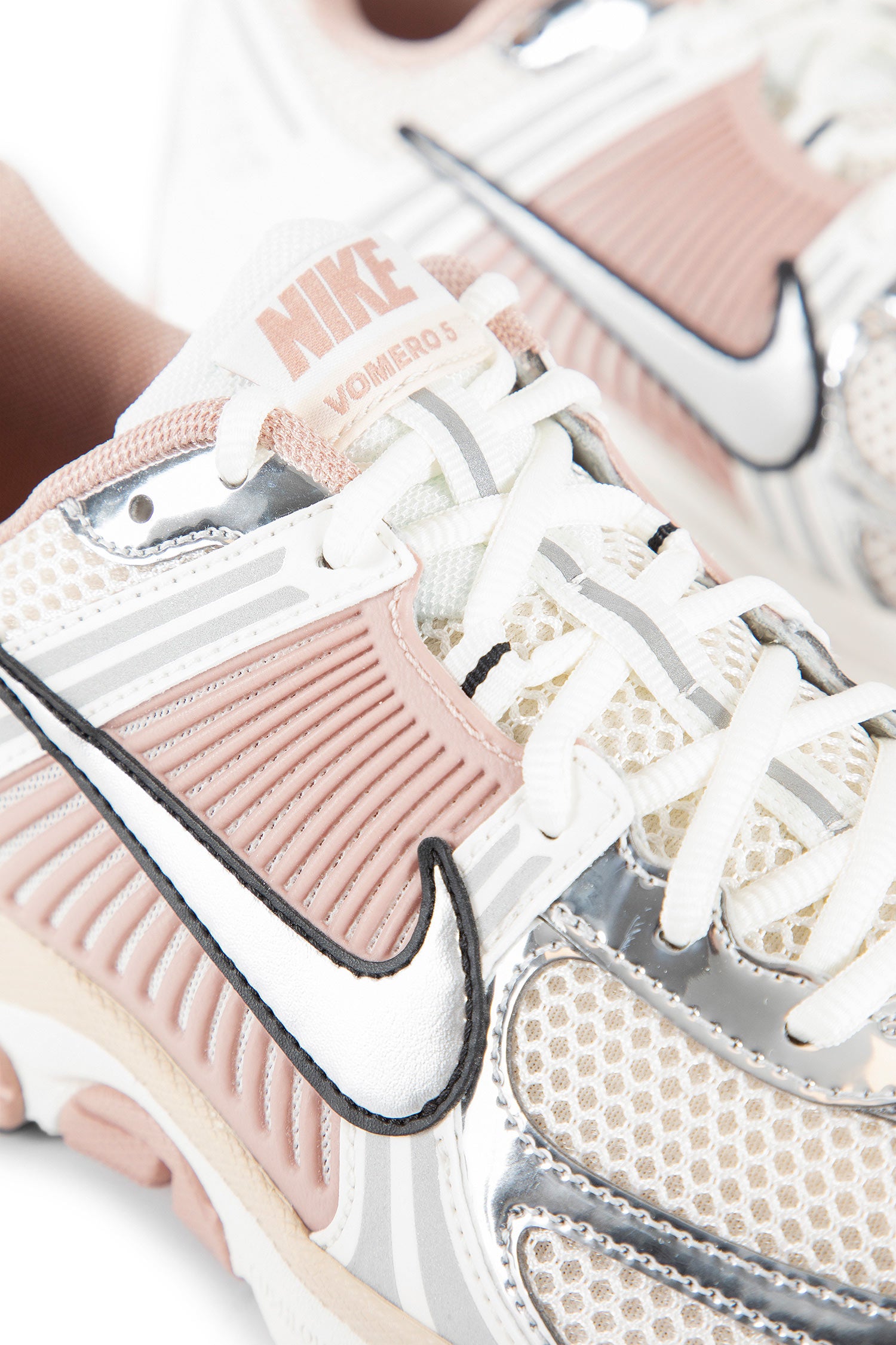 Zoom Vomero 5 Sneakers
