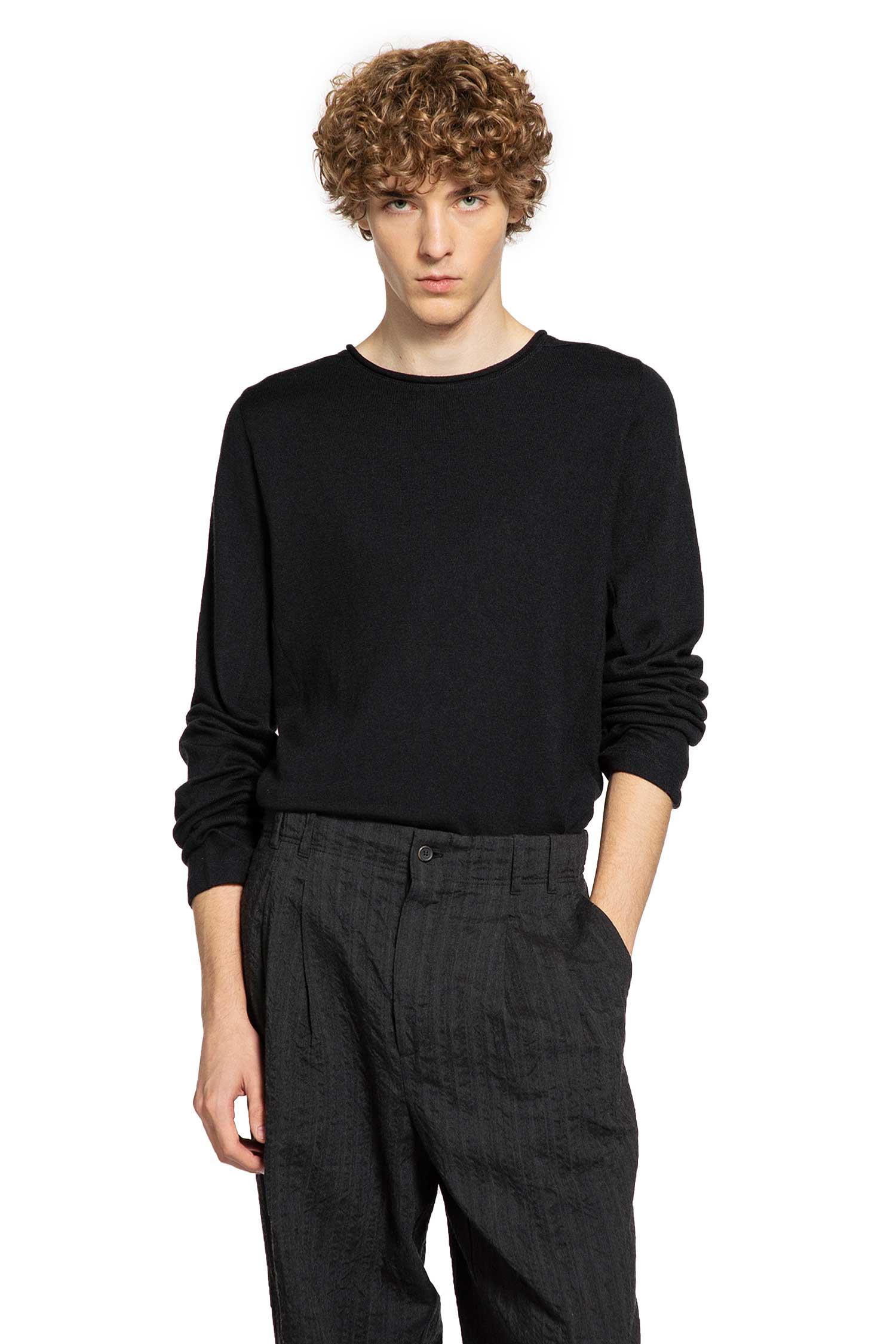 FORME D'EXPRESSION MAN BLACK KNITWEAR