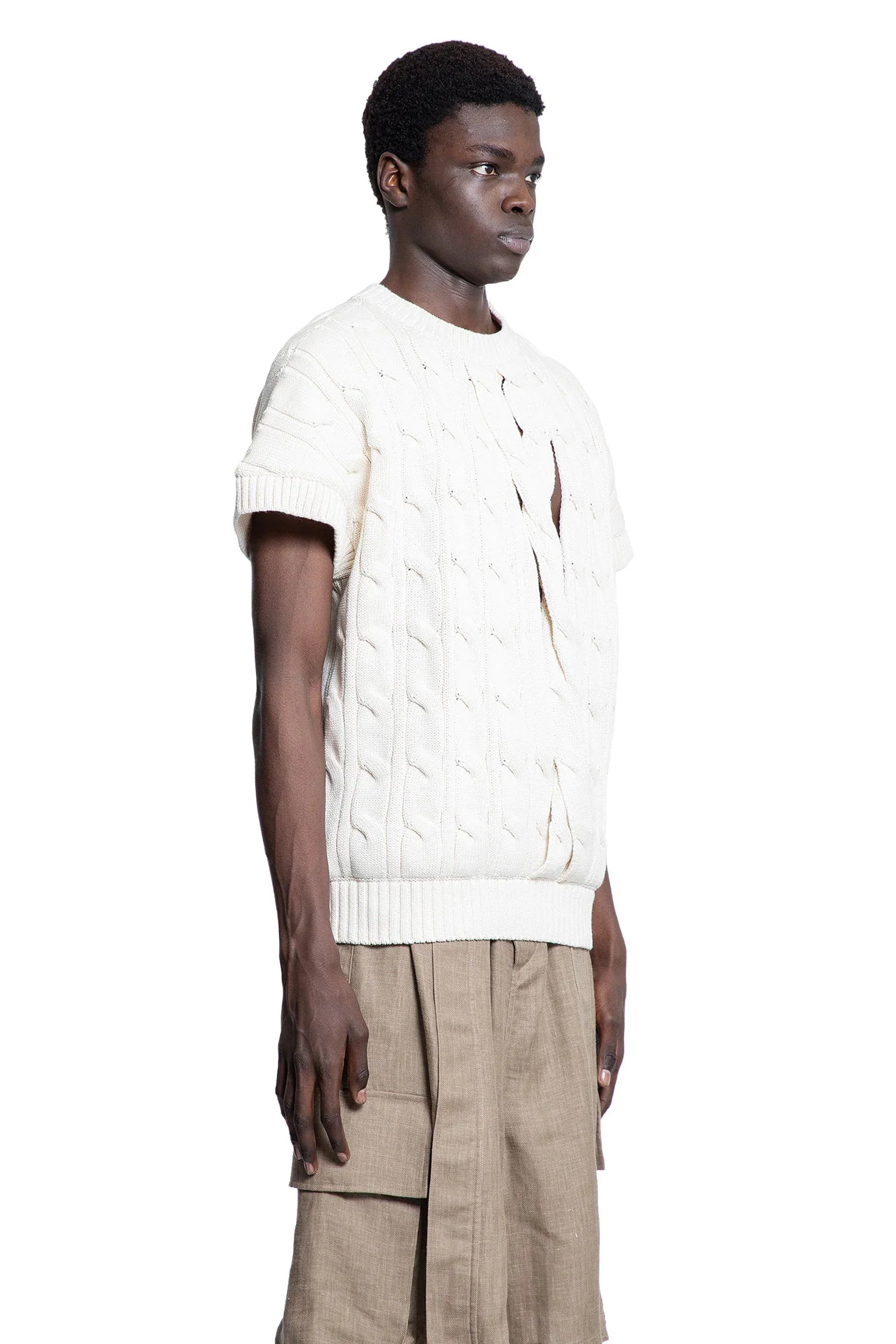 Cut-Out Cable Knit Gilet - Antonioli.eu