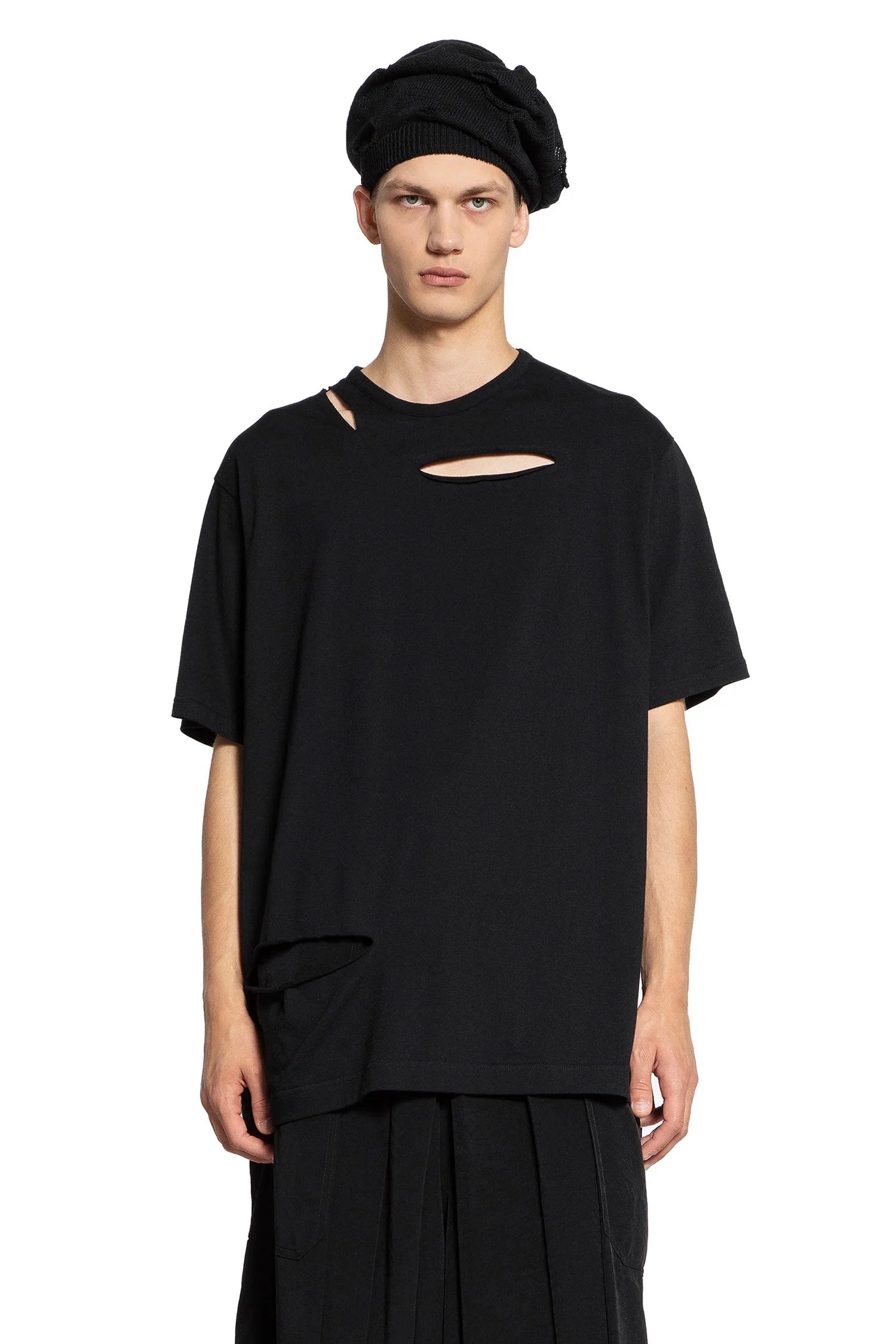 YOHJI YAMAMOTO MAN BLACK T-SHIRTS & TANK TOPS - Antonioli.eu