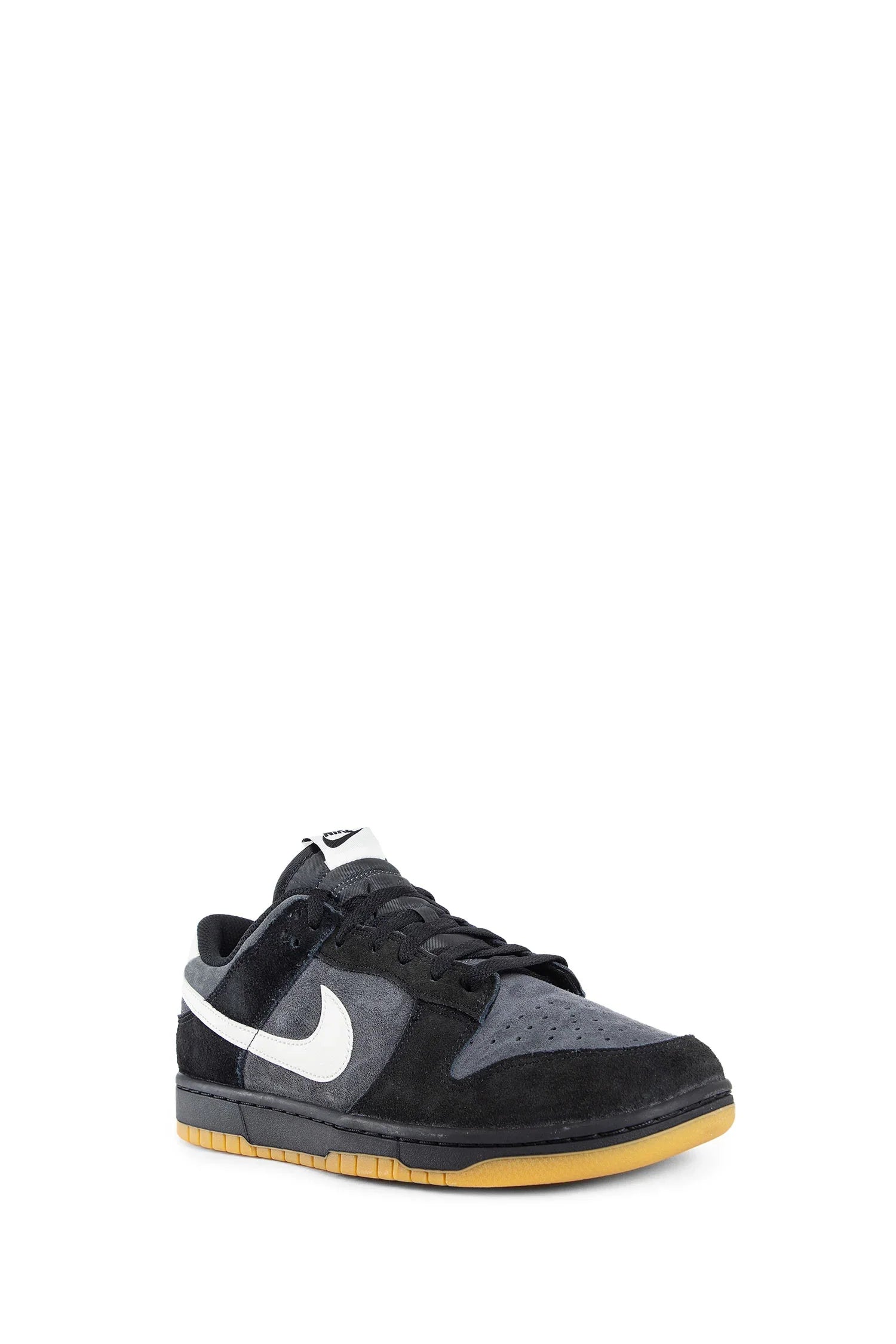 Dunk Low SE Sneakers - Antonioli.eu