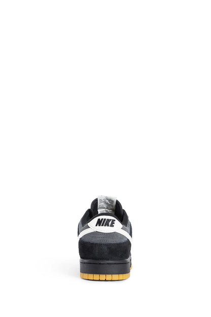 Dunk Low SE Sneakers - Antonioli.eu