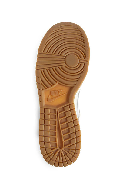 Nike Dunk Low Retro SE Sneakers