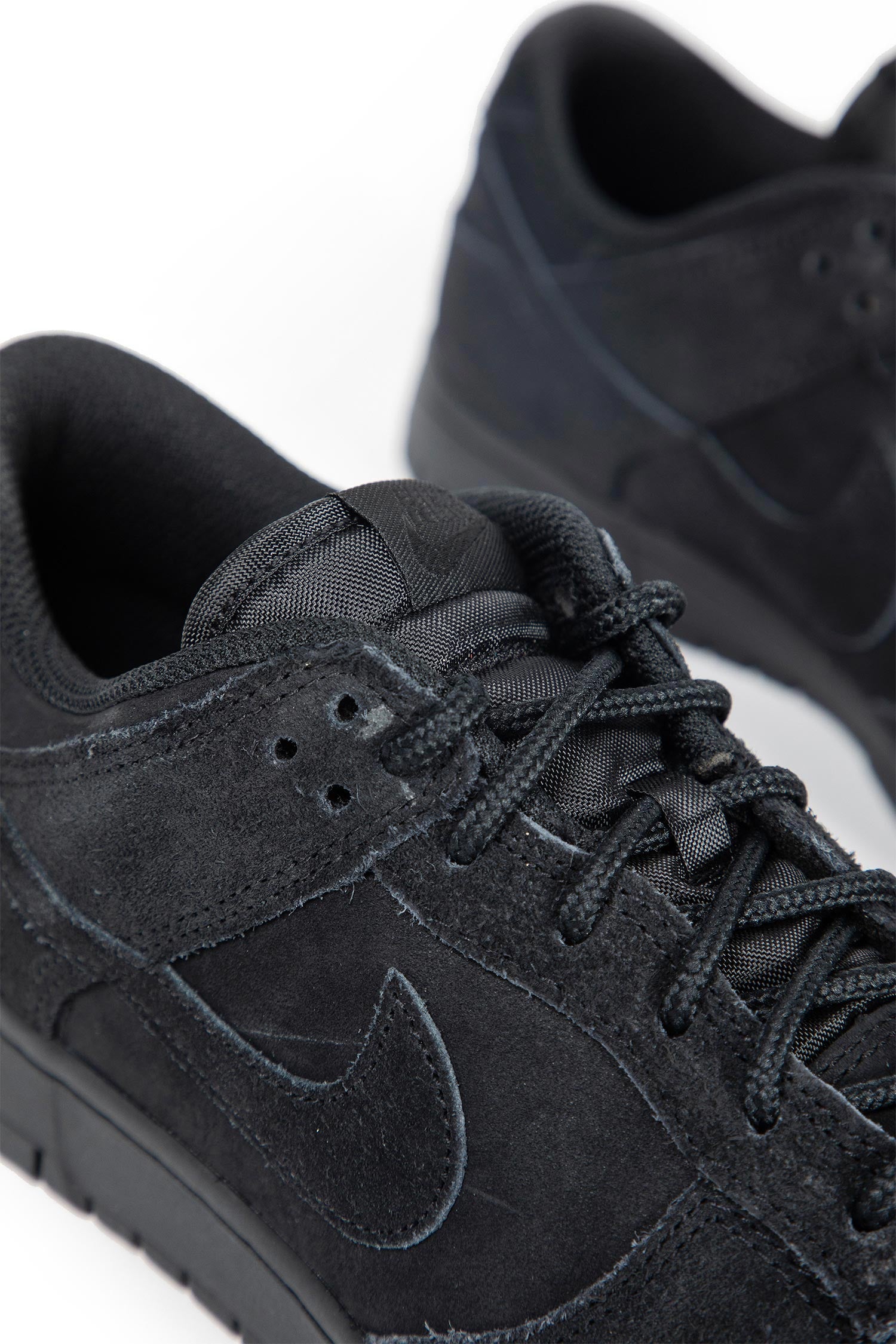 NIKE MAN SNEAKERS