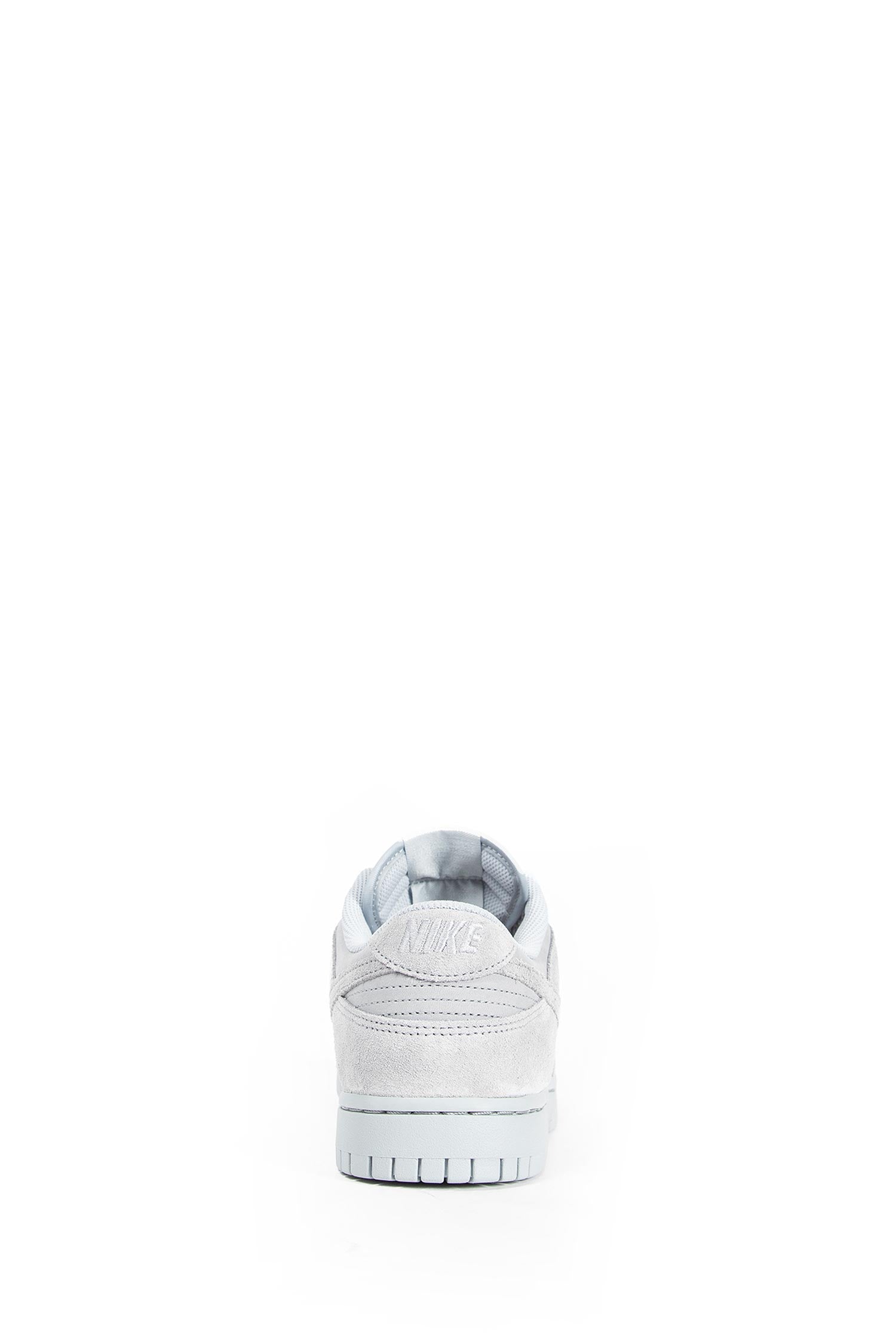 NIKE MAN GREY SNEAKERS