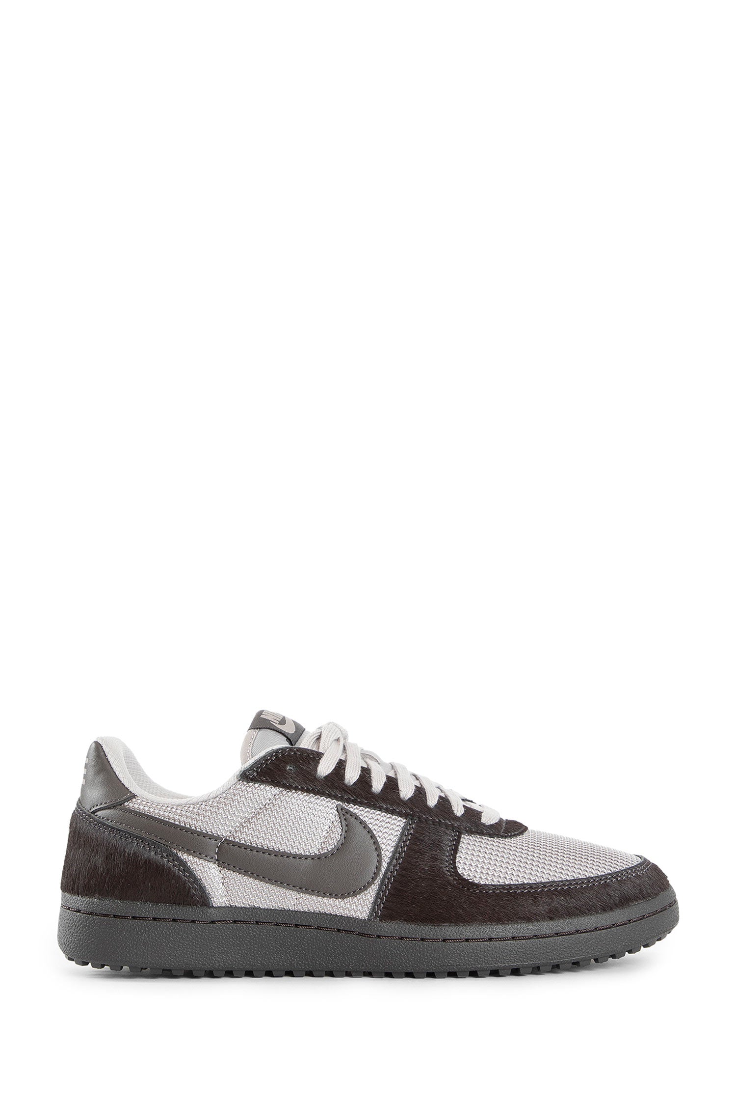 Field General Sneakers