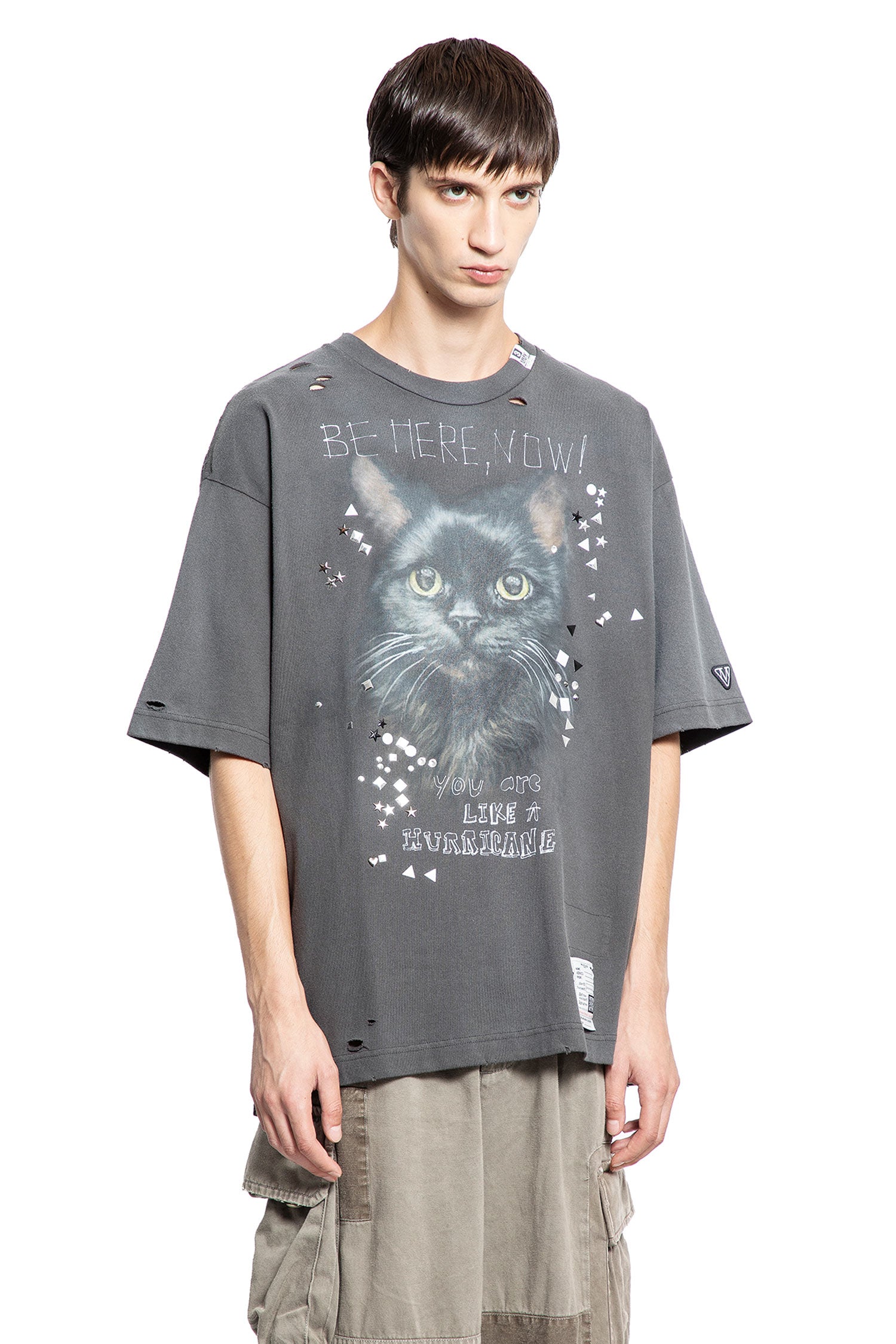 Embellished Distressed Tee - Antonioli.eu