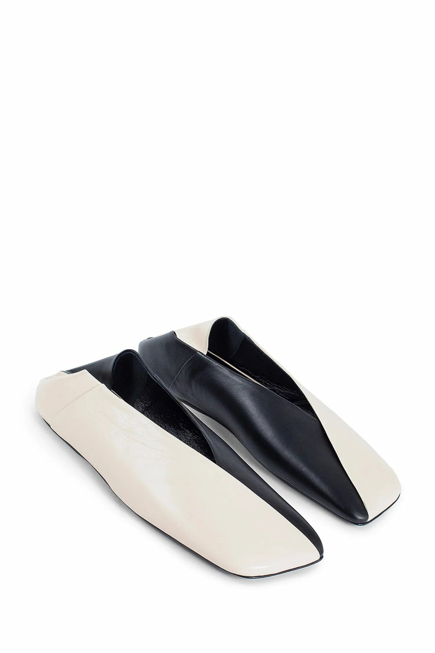 JIL SANDER WOMAN BLACK&WHITE FLATS - Antonioli.eu