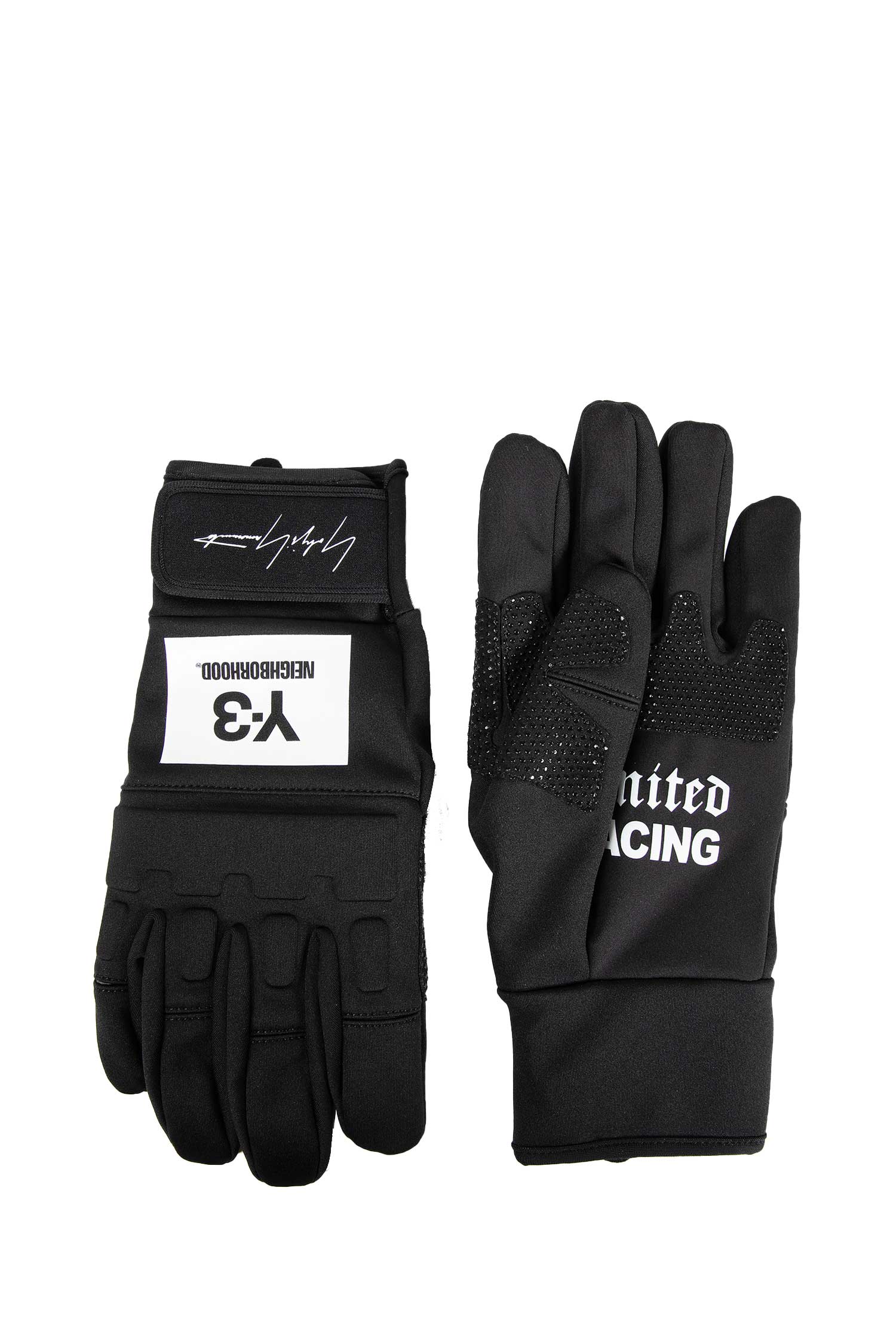Neighbourhood Collaboration Gloves
