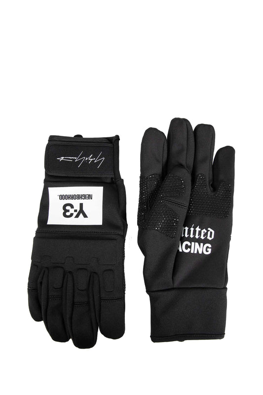Neighbourhood Collaboration Gloves