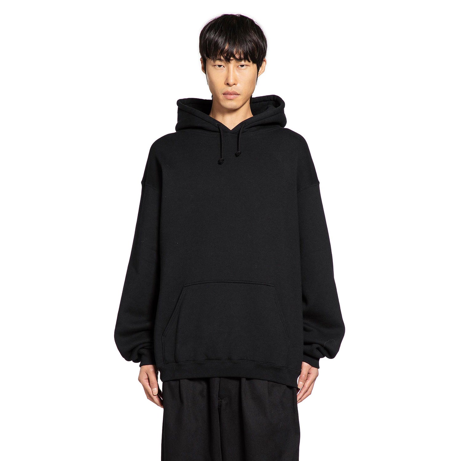 Masses Collaboration Graphic Hoodie - Antonioli.eu