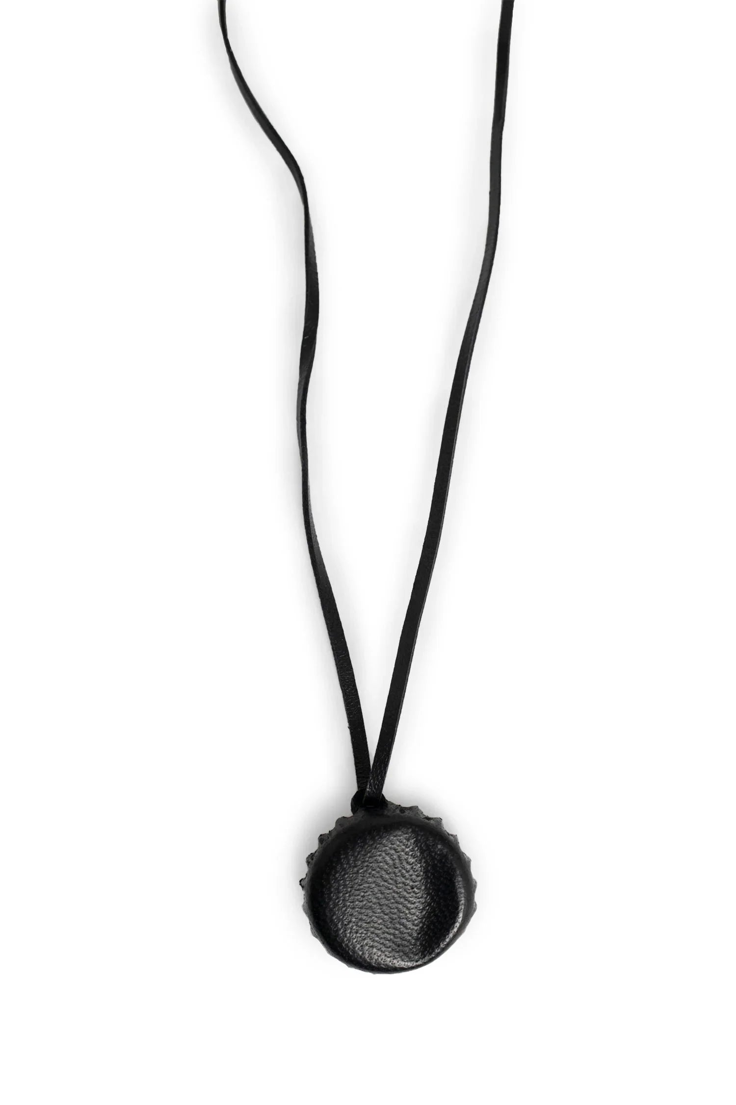 Leather Covered Resin Bottle Cap - Antonioli.eu