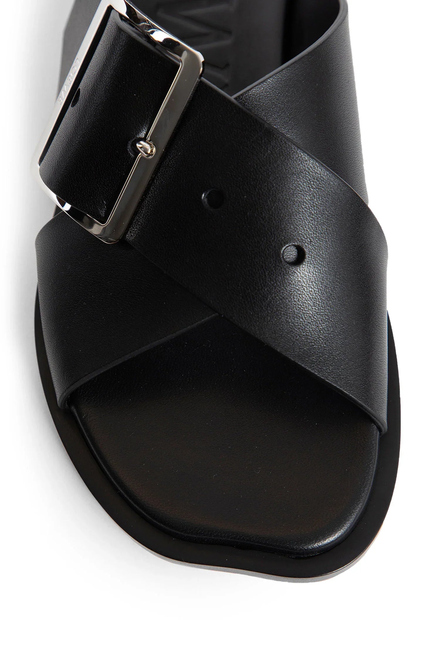 Petal Belt flat sandal in vegetable-tanned calfskin - Antonioli.eu