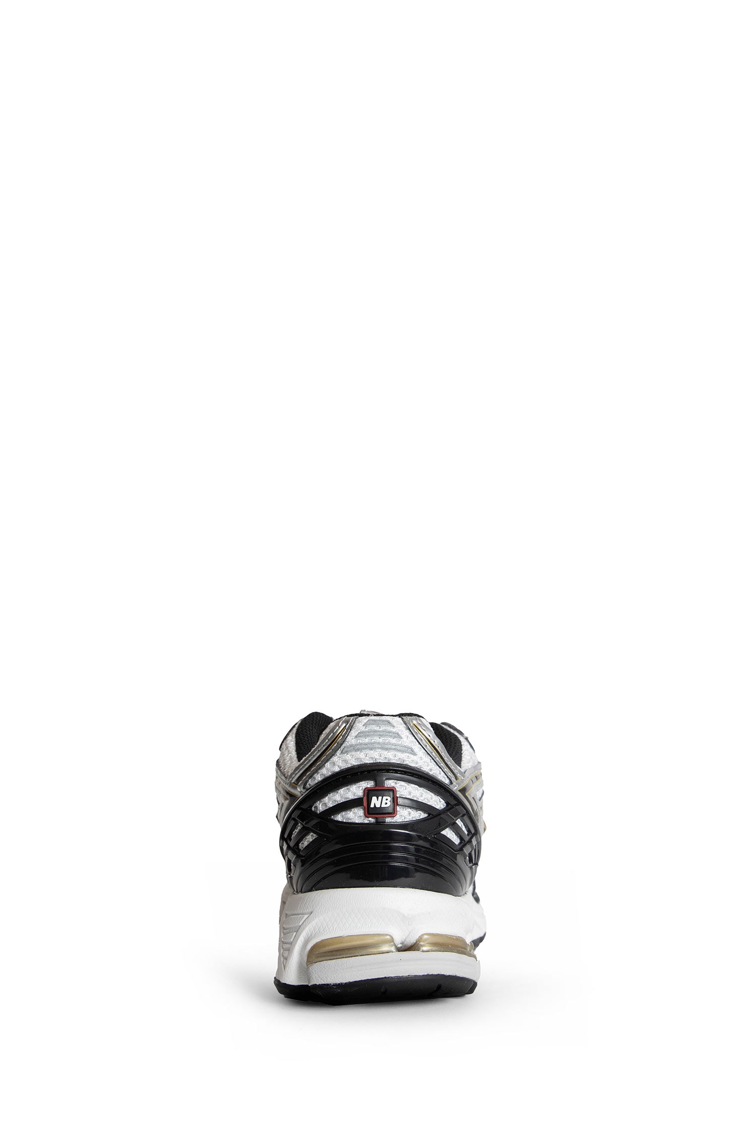 1906R Sneakers
