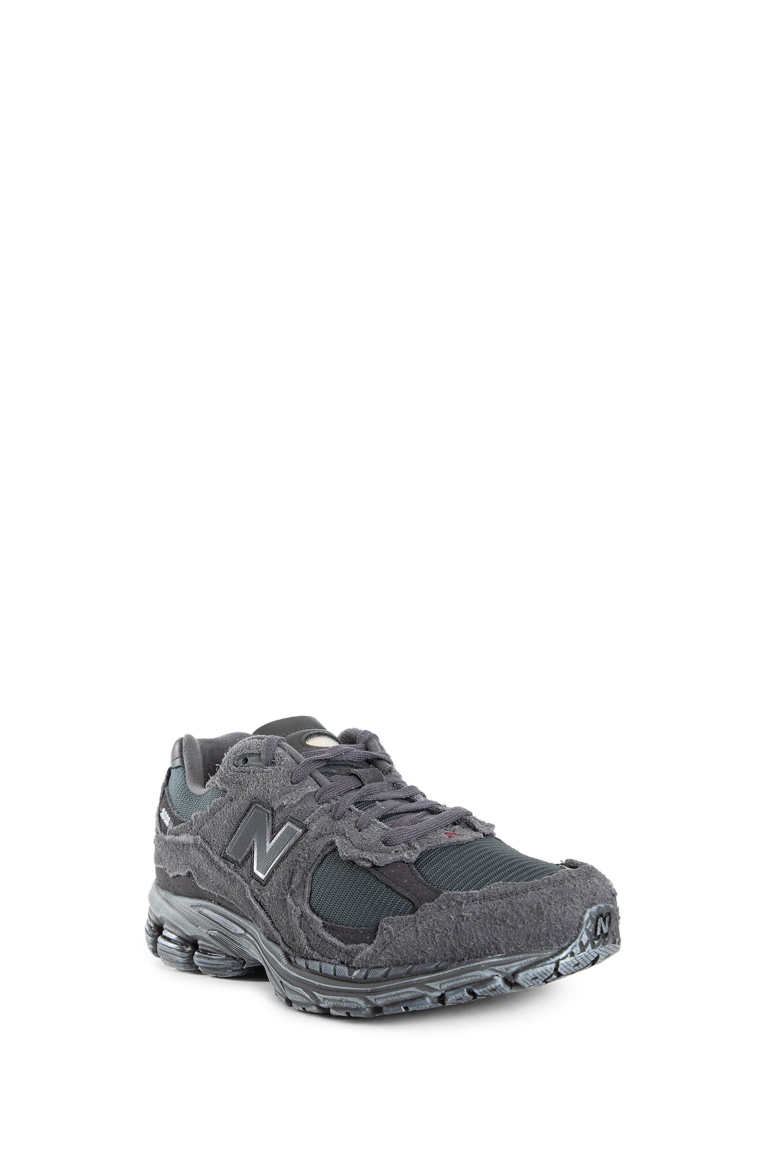 2002R Protection Pack Sneakers