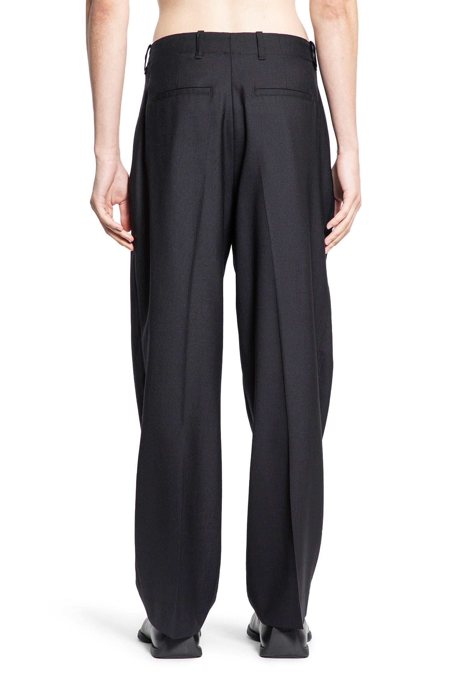 Borrowed Chinos - Antonioli.eu