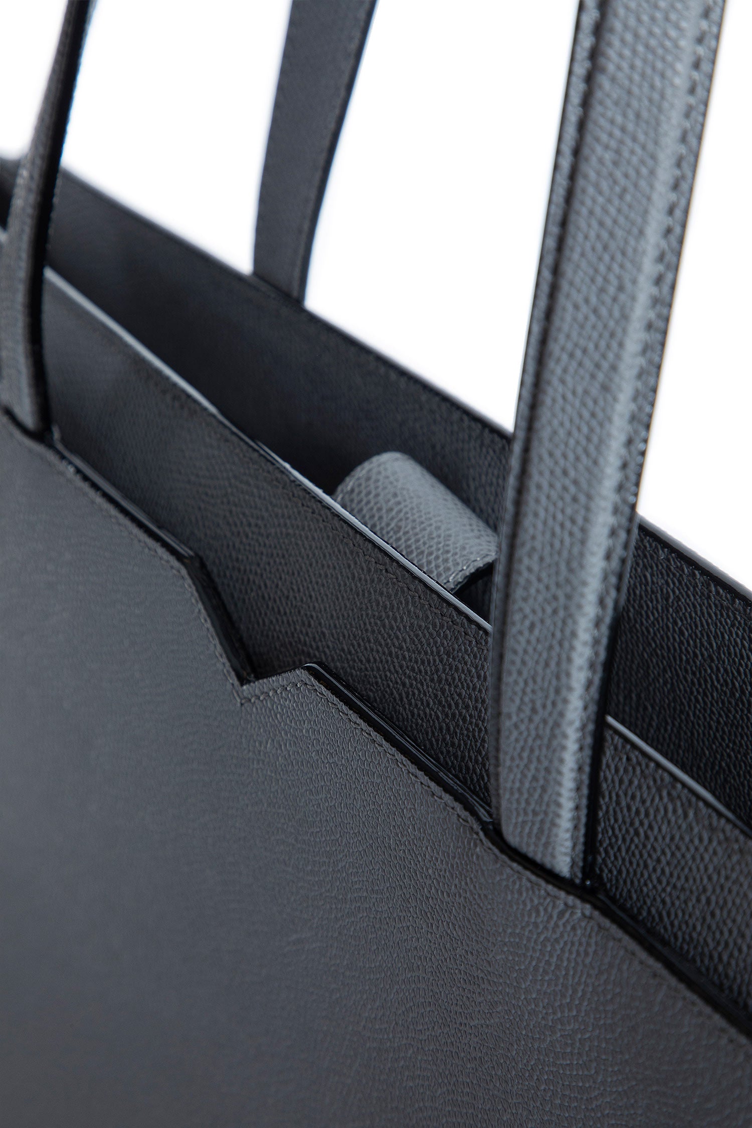 V-line Horizontal Shopping Bag - Antonioli.eu