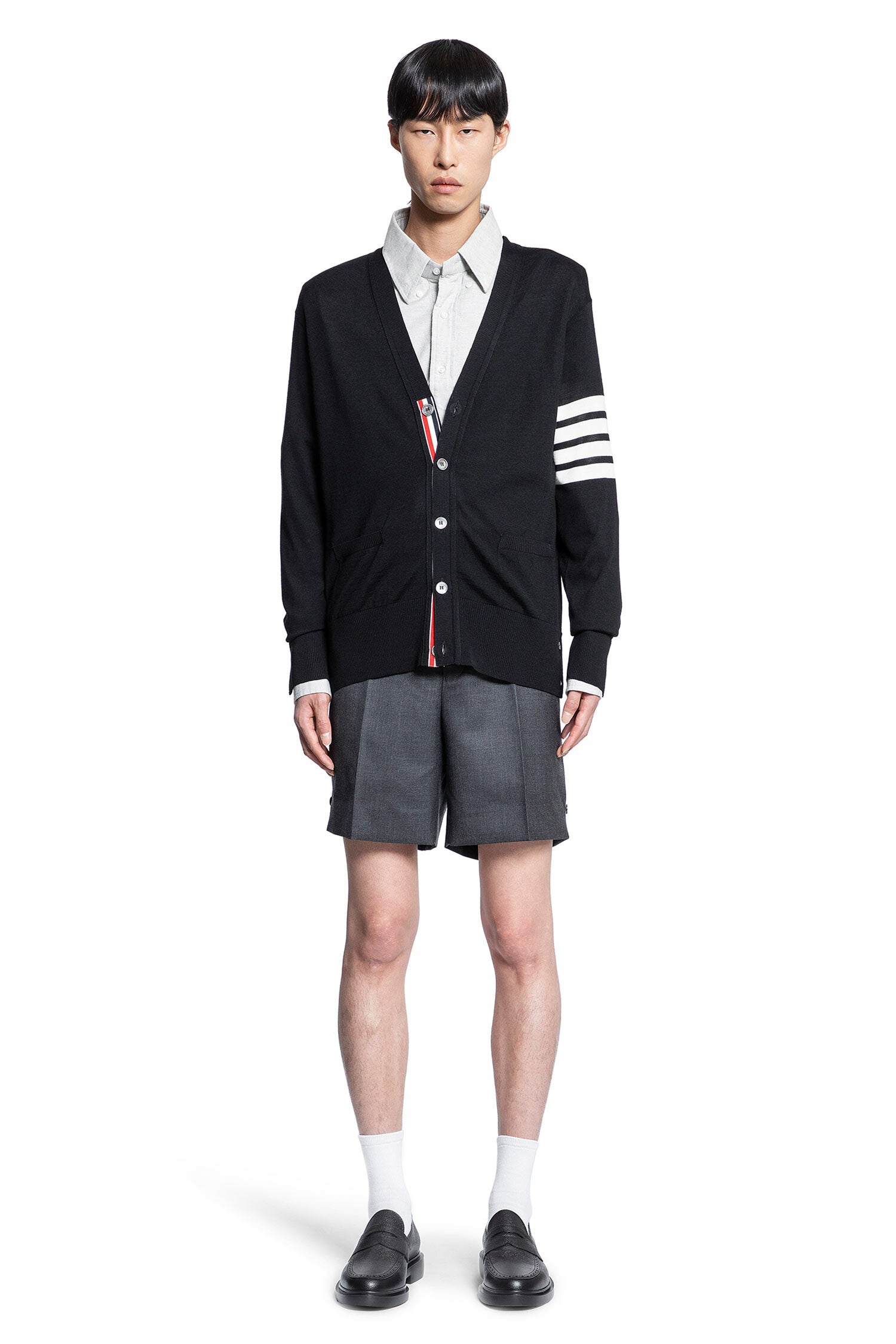 Wool classic v-neck cardigan - Antonioli.eu
